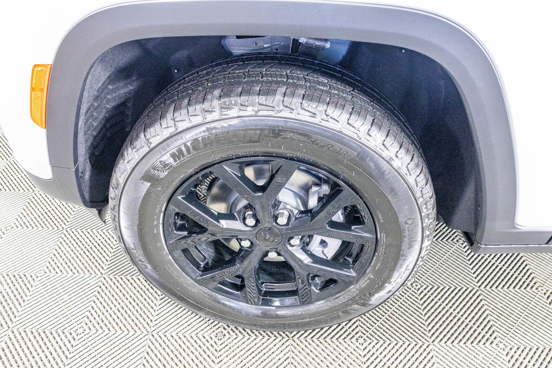 2025 JEEP GRAND CHEROKEE - Image 43