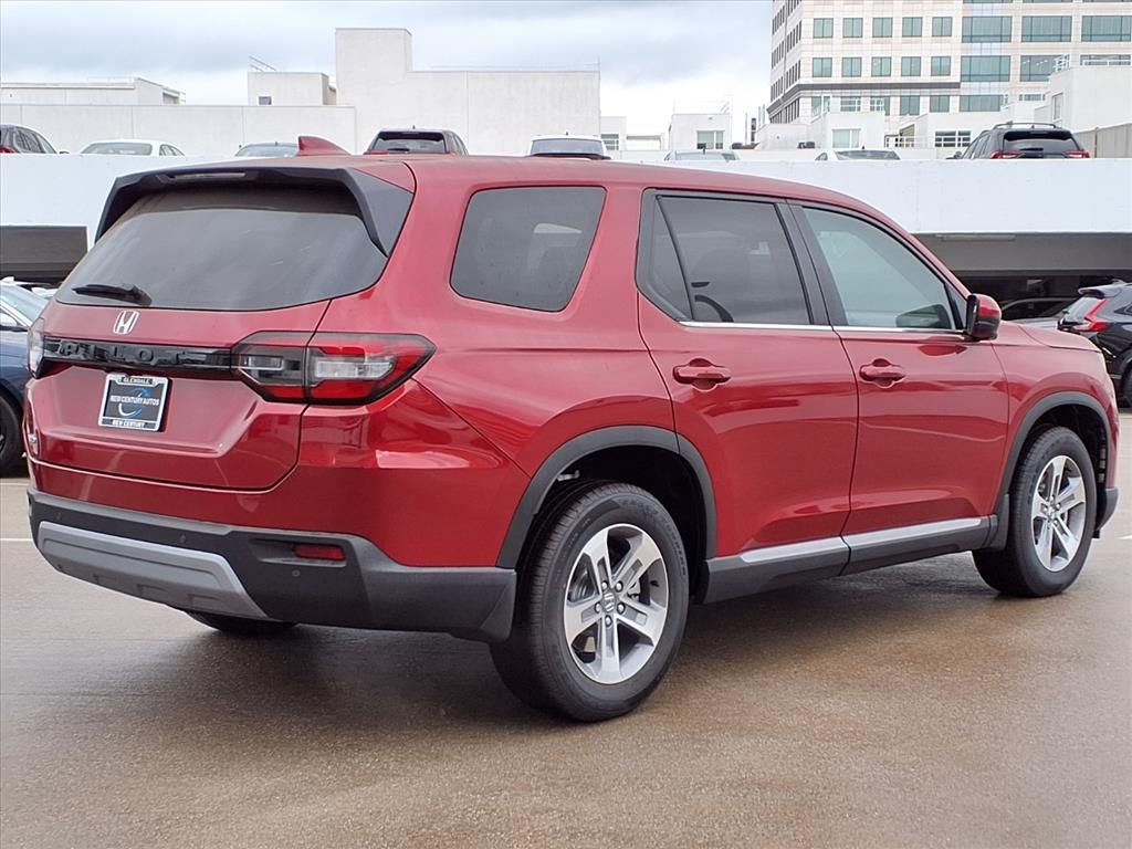 new 2025 Honda Pilot car, priced at $47,550