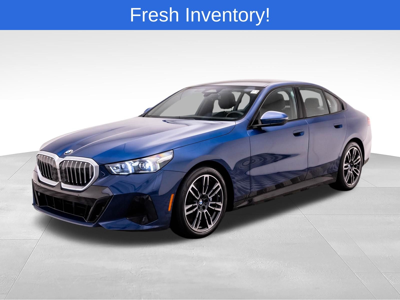 Blue Metallic 2026 BMW 5 Series Sedan All-Wheel Drive 8-Speed Automatic