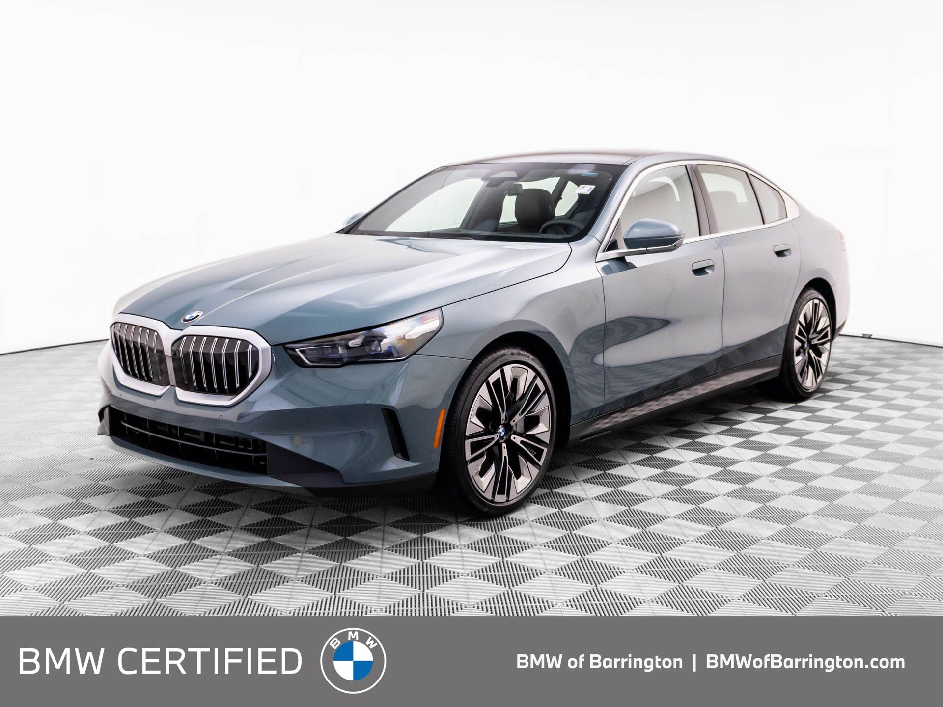 Cape York Green Metallic 2026 BMW 5 Series 540i xDrive Sedan All-Wheel Drive 8-Speed Automatic