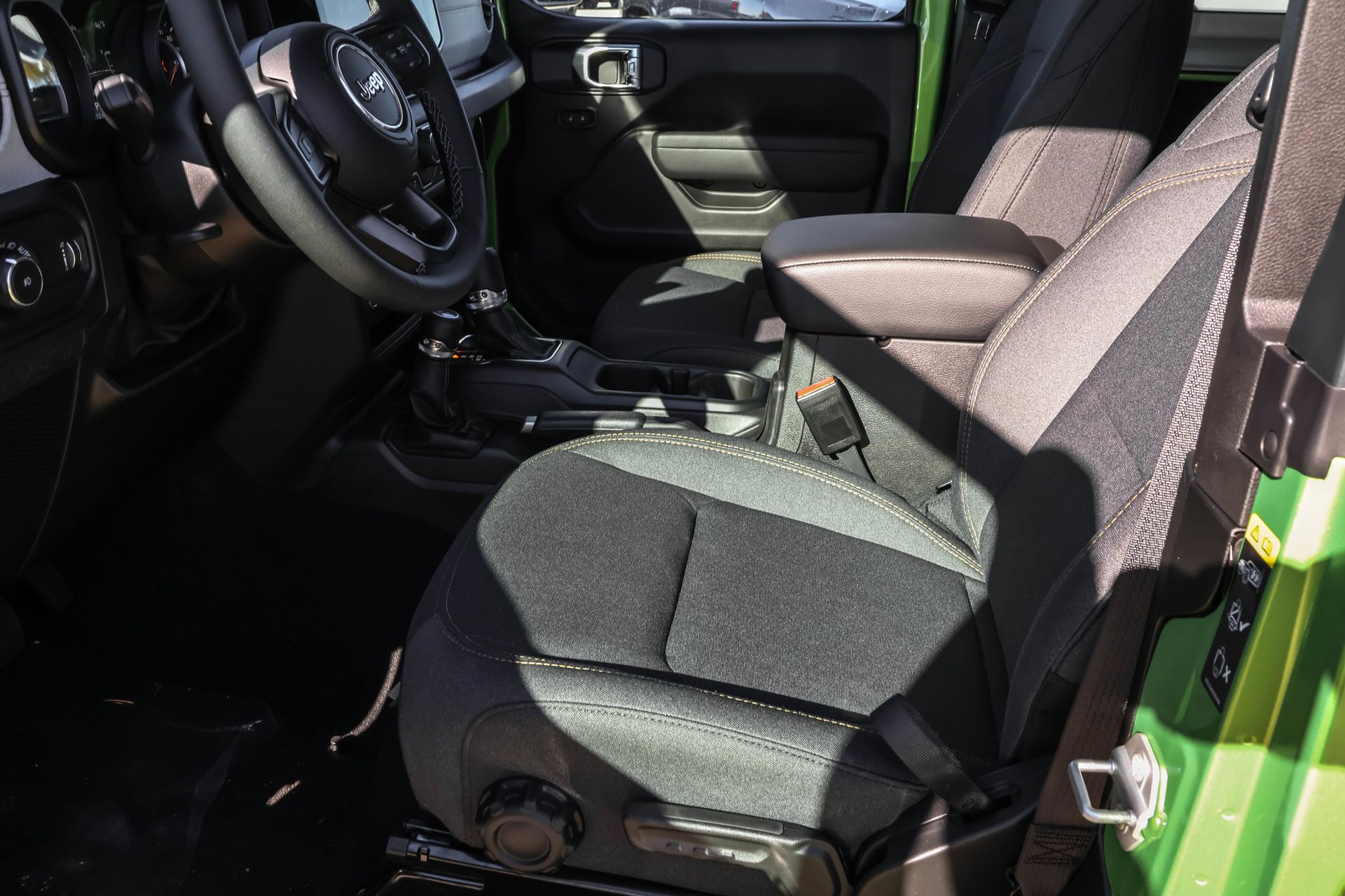 2026 JEEP WRANGLER - Image 4