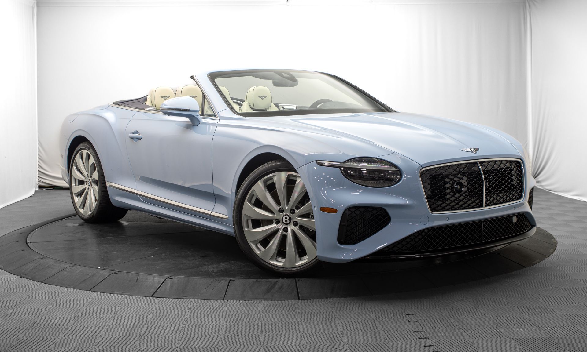 2026 Bentley Continental GT's photo