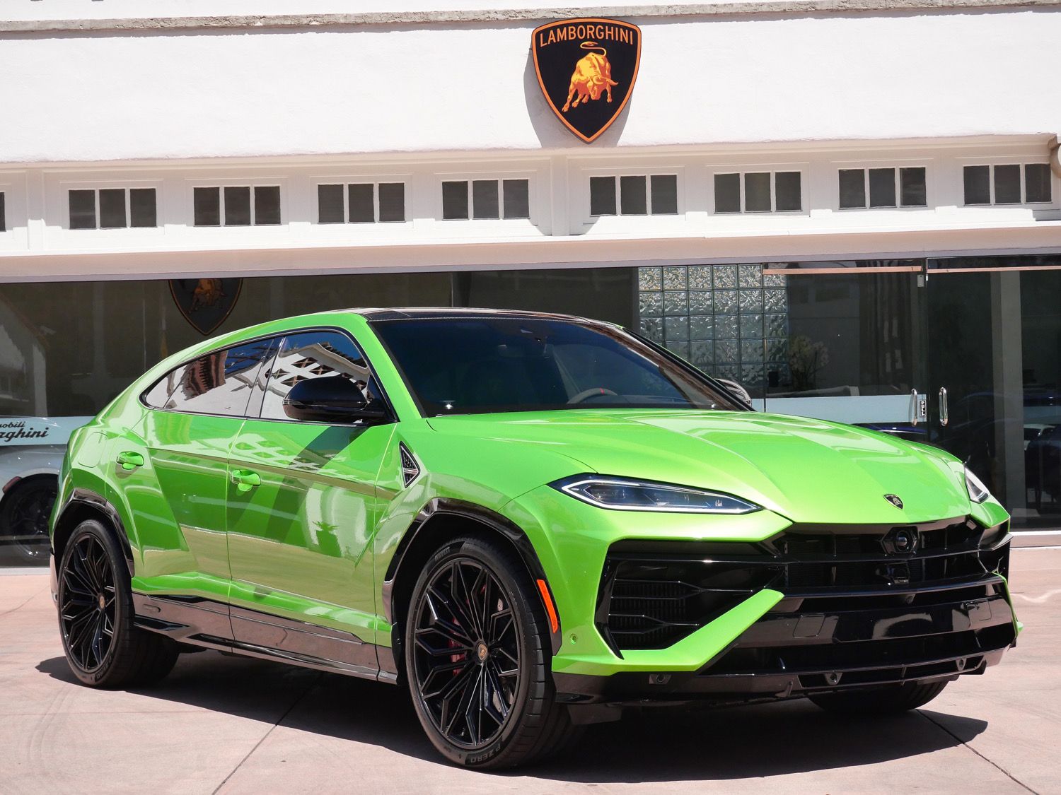 Green (Verde Selvans Metallic) 2026 Lamborghini Urus SUV / Crossover All-Wheel Drive 8-Speed Automatic