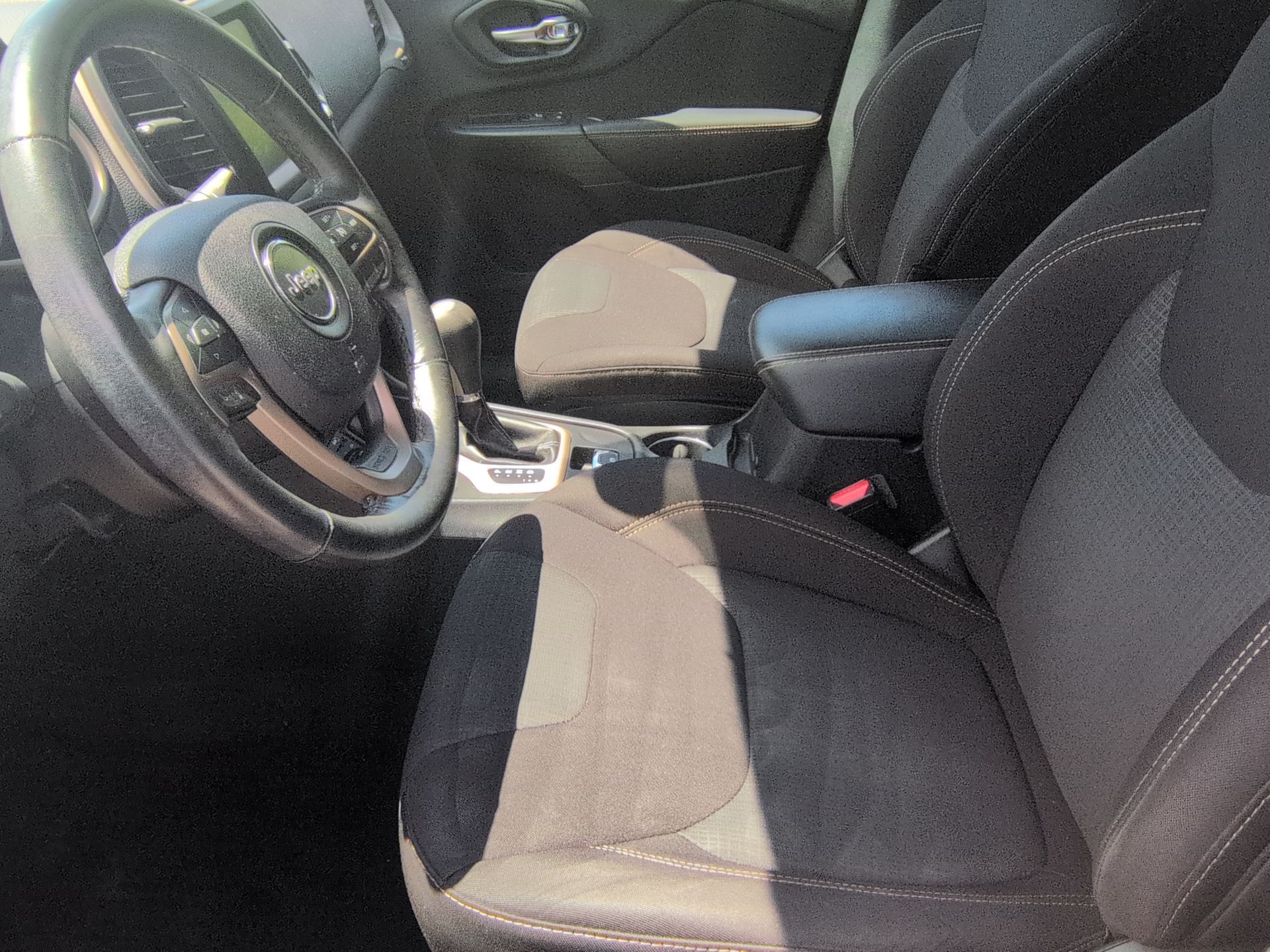 used 2016 Jeep Cherokee car, priced at $9,270