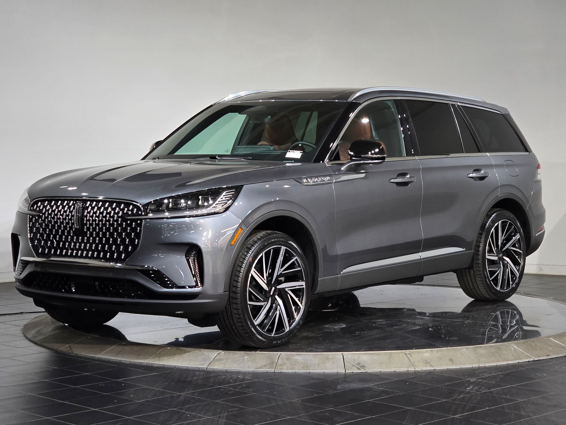 New Gray Metallic 2025 Lincoln Aviator Reserve for Sale in Chicago