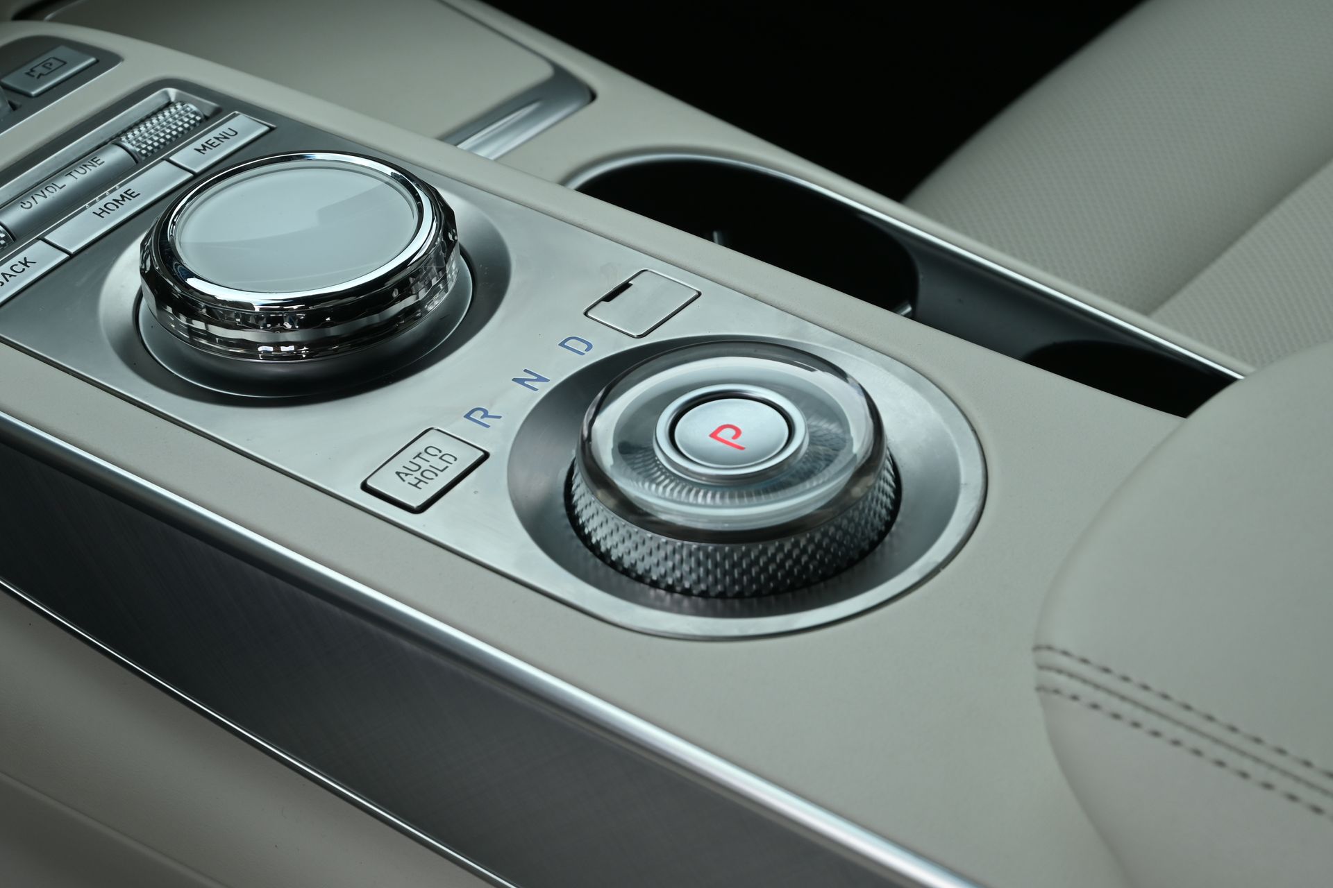 2023 Genesis Electrified GV70 Advanced - 11