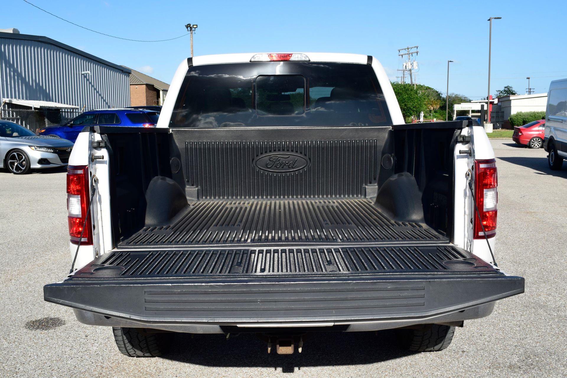 2019 Ford F-150 Lariat White at EAG Ford Navasota