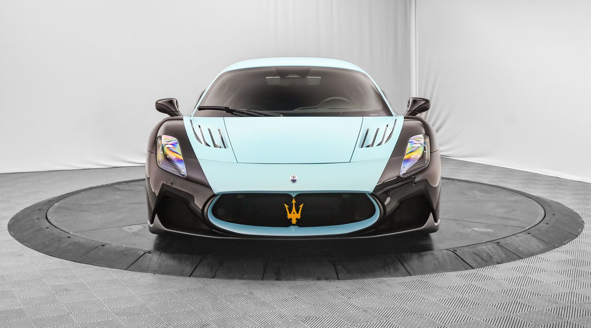 New Nero Essenza 2025 Maserati Leggenda for Sale in Maserati of