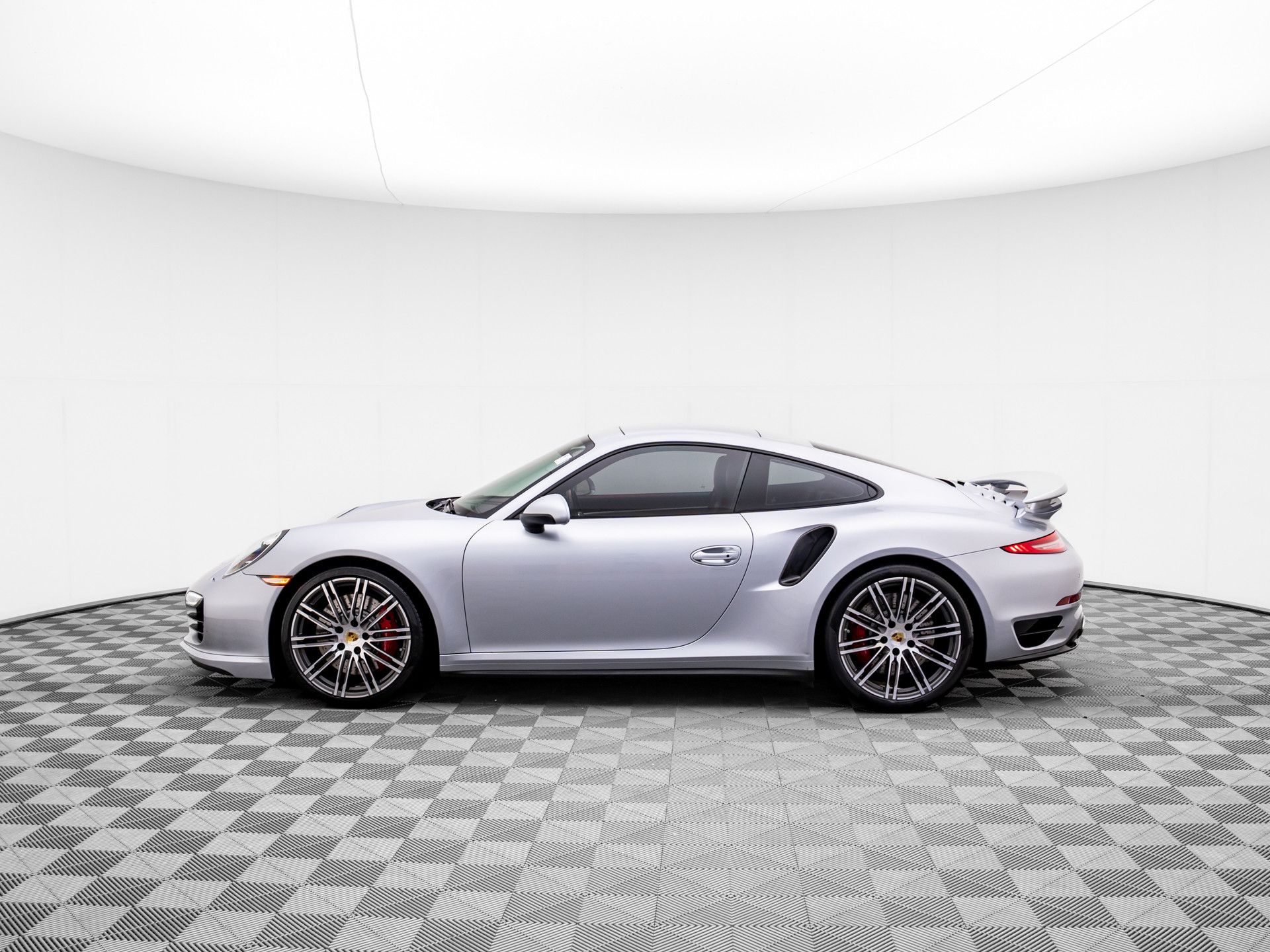 2015 Porsche 911 Turbo photo