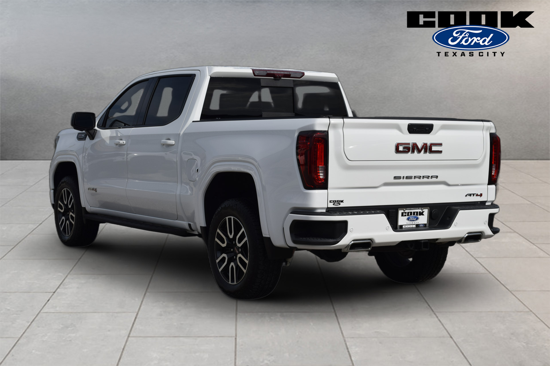 2025 GMC Sierra 1500 AT4 - 3