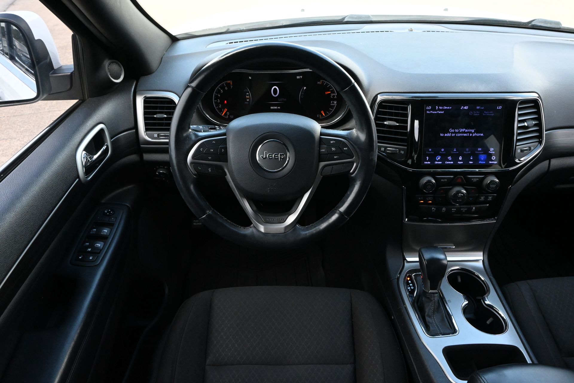 2020 Jeep Grand Cherokee Laredo E White at Westside Lexus