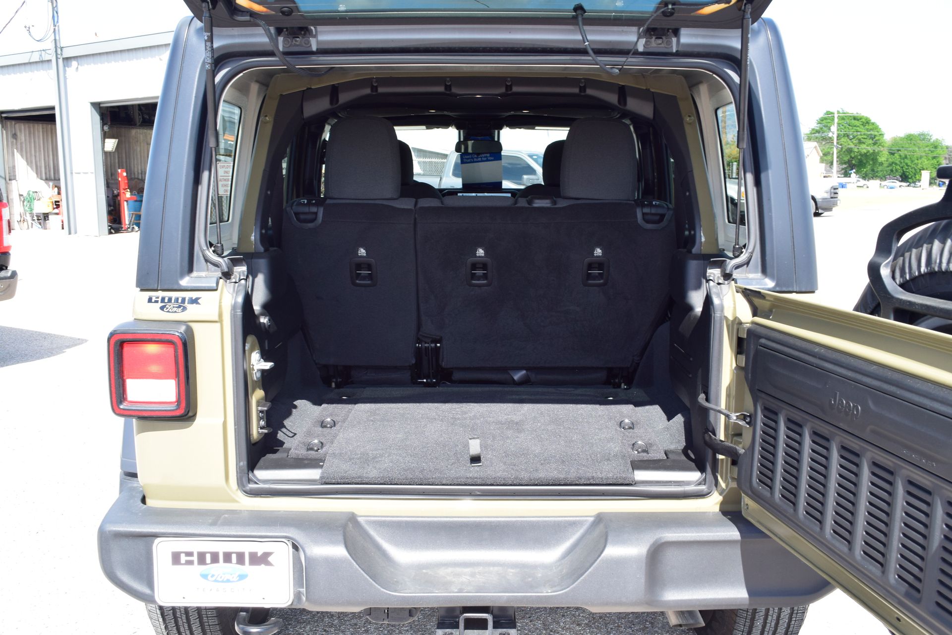 2025 Jeep Wrangler Sport S Green at Mac Haik CDJR North Houston