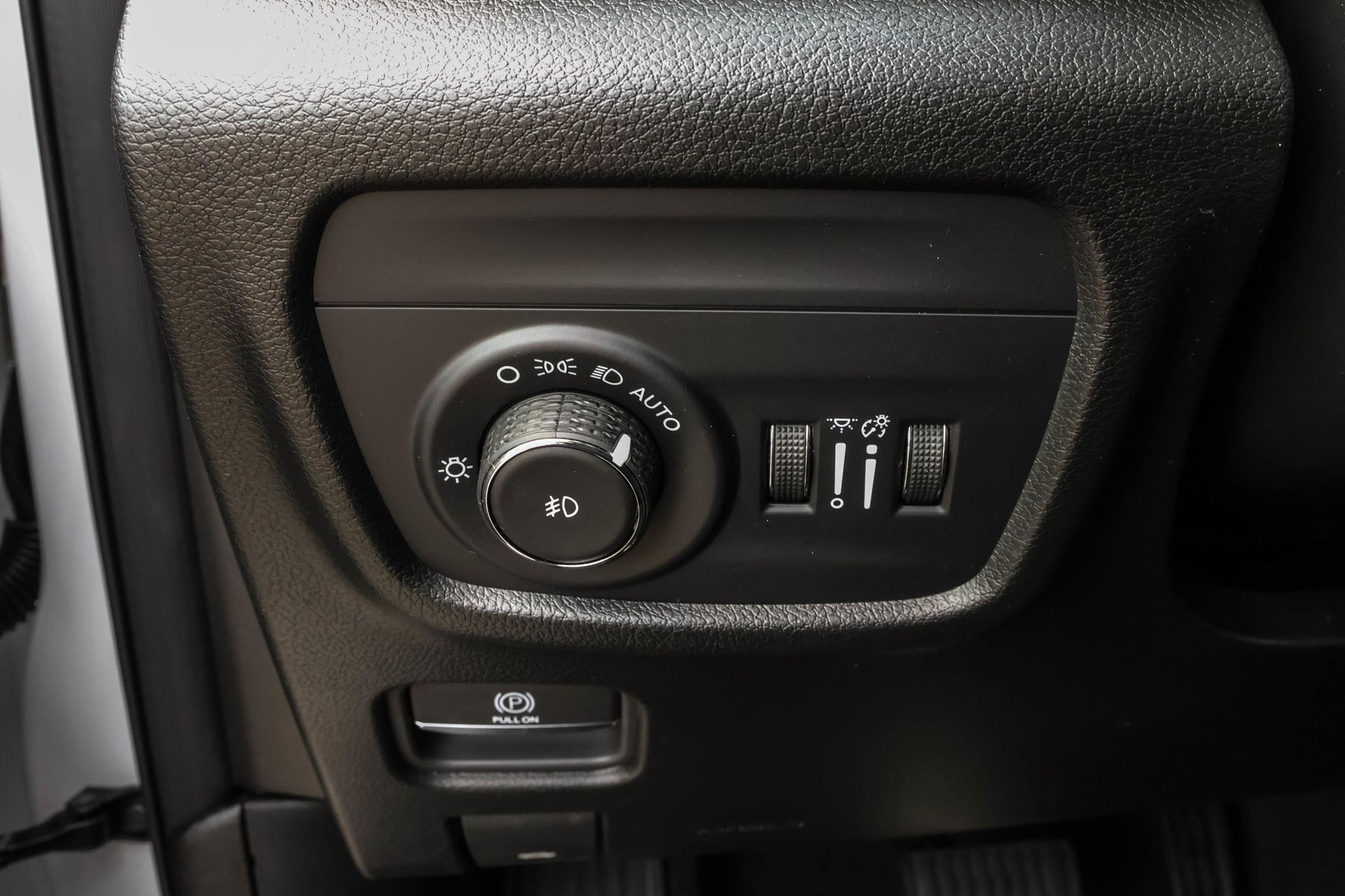 2025 Jeep Grand Cherokee Limited - Photo 29