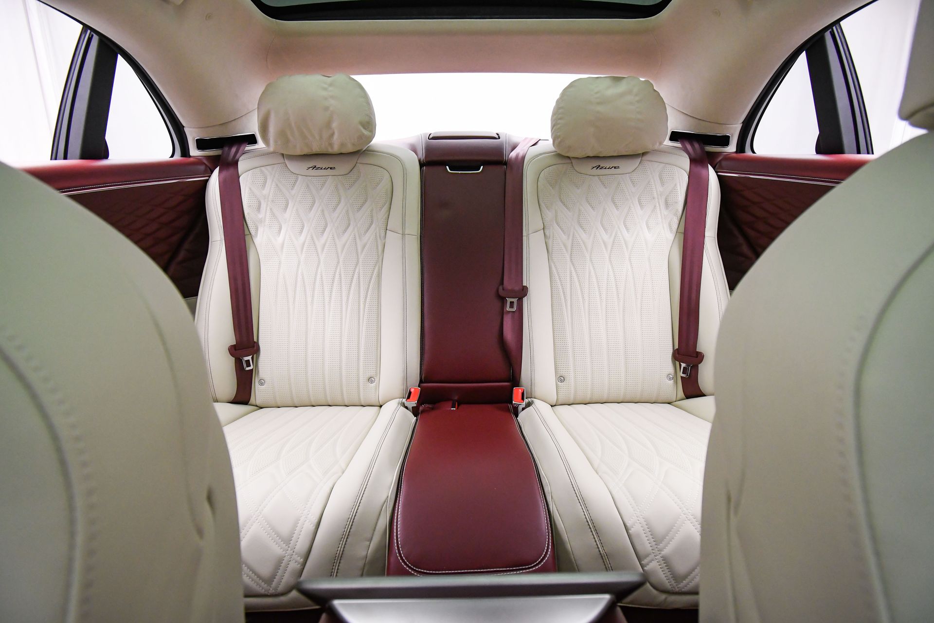 2026 Bentley Flying Spur - Photo 18