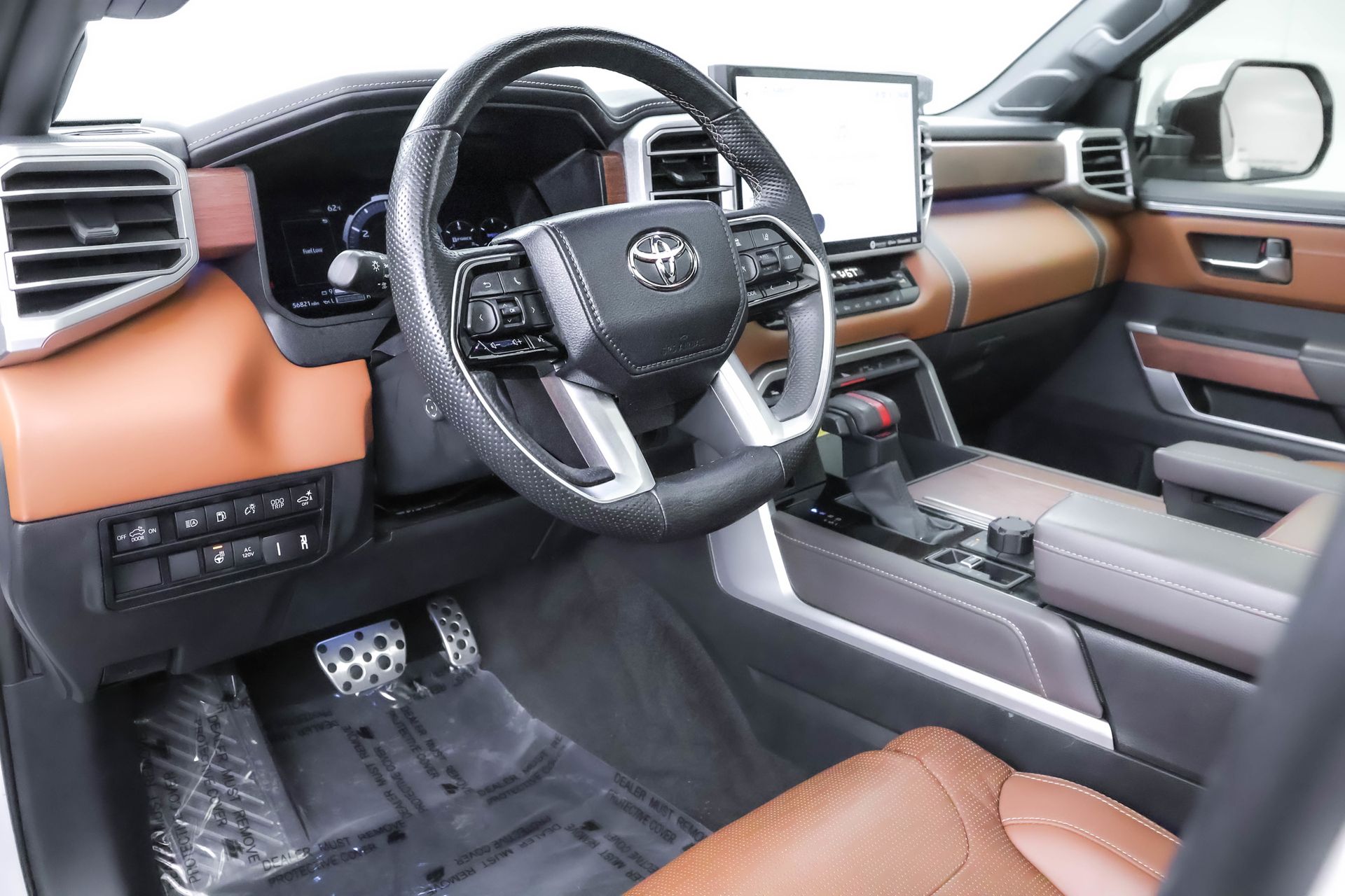 2023 TOYOTA TUNDRA - Image 4