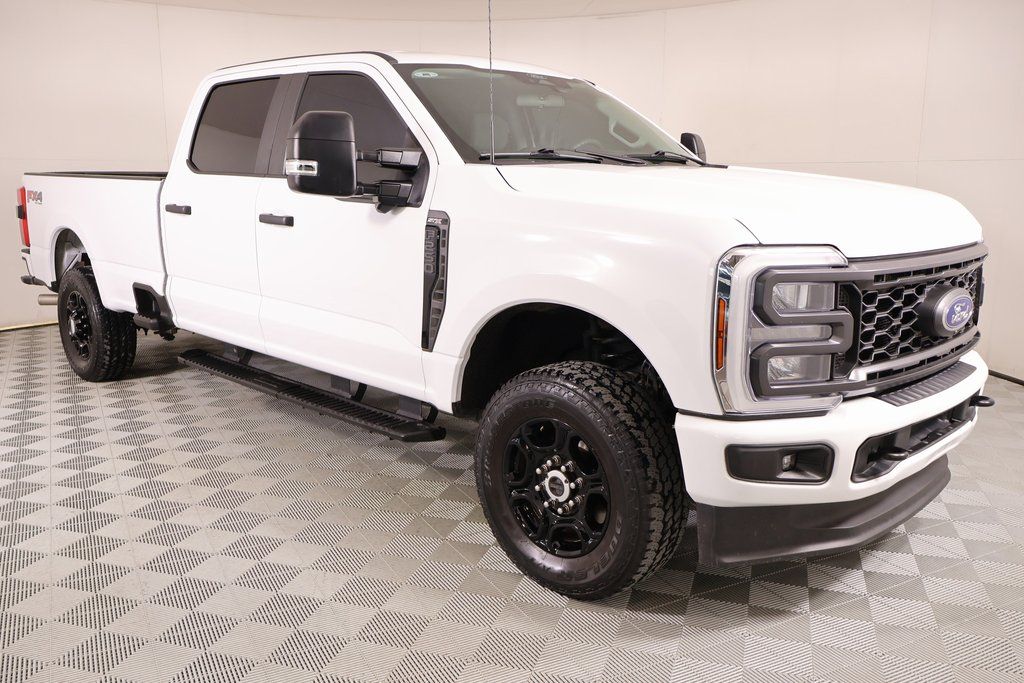 2024 Ford F-250 Super Duty XL Crew Cab 4WD