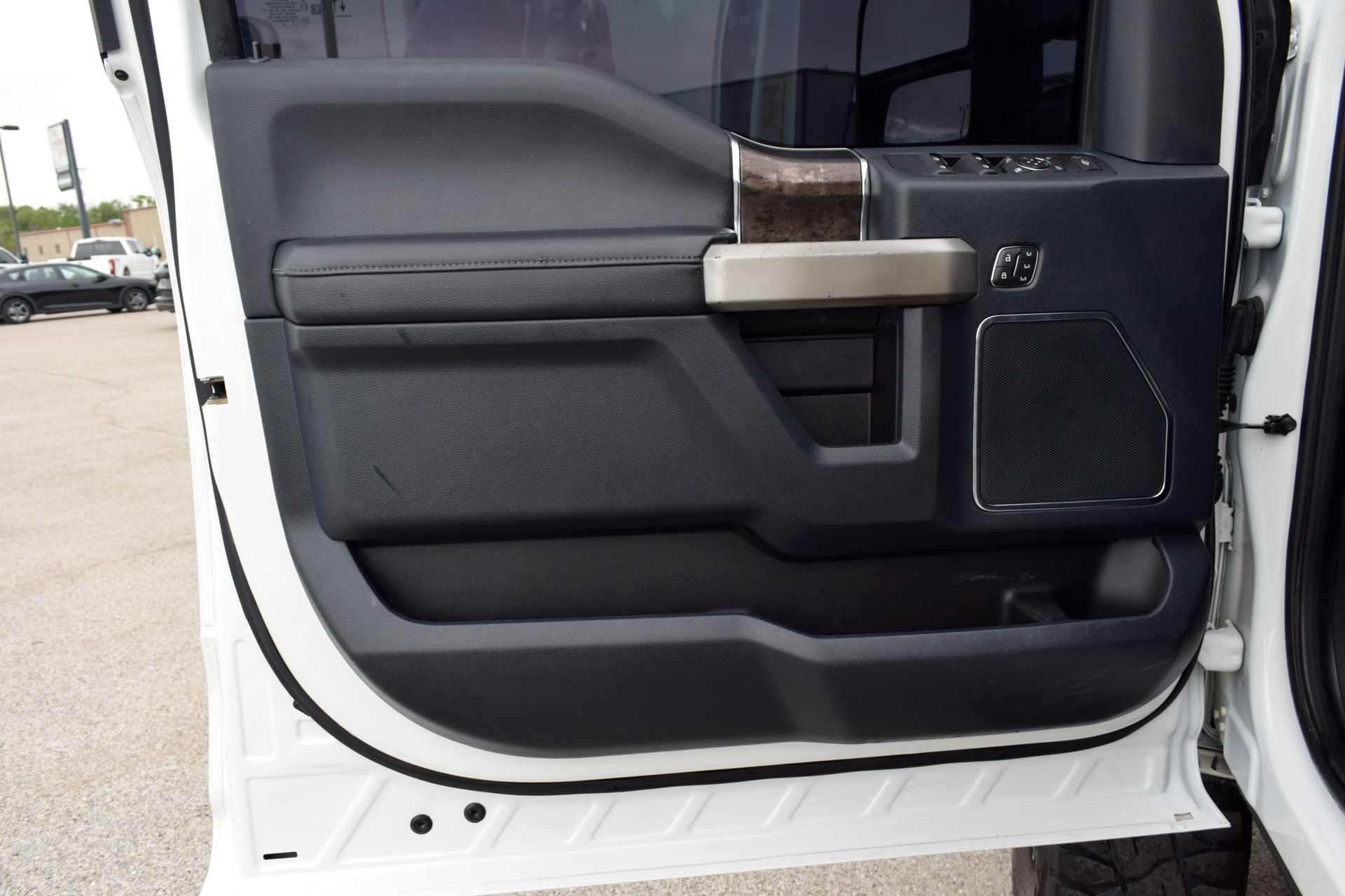 2022 Ford F-350SD Lariat White at Don McGill Toyota