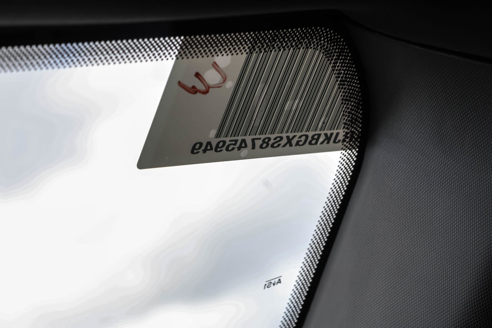 2025 JEEP GRAND CHEROKEE L - Image 31