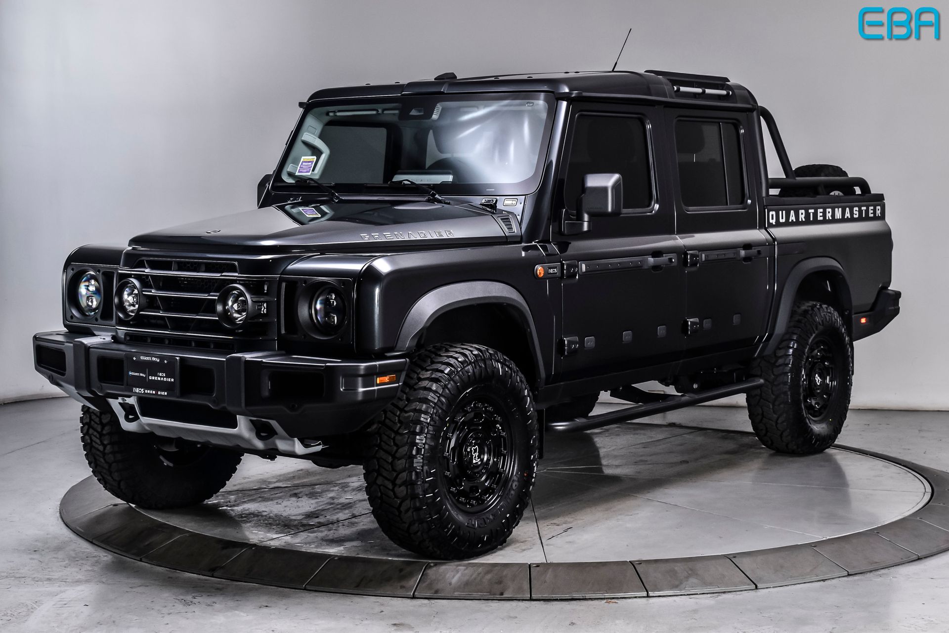 View vehicle photo 2