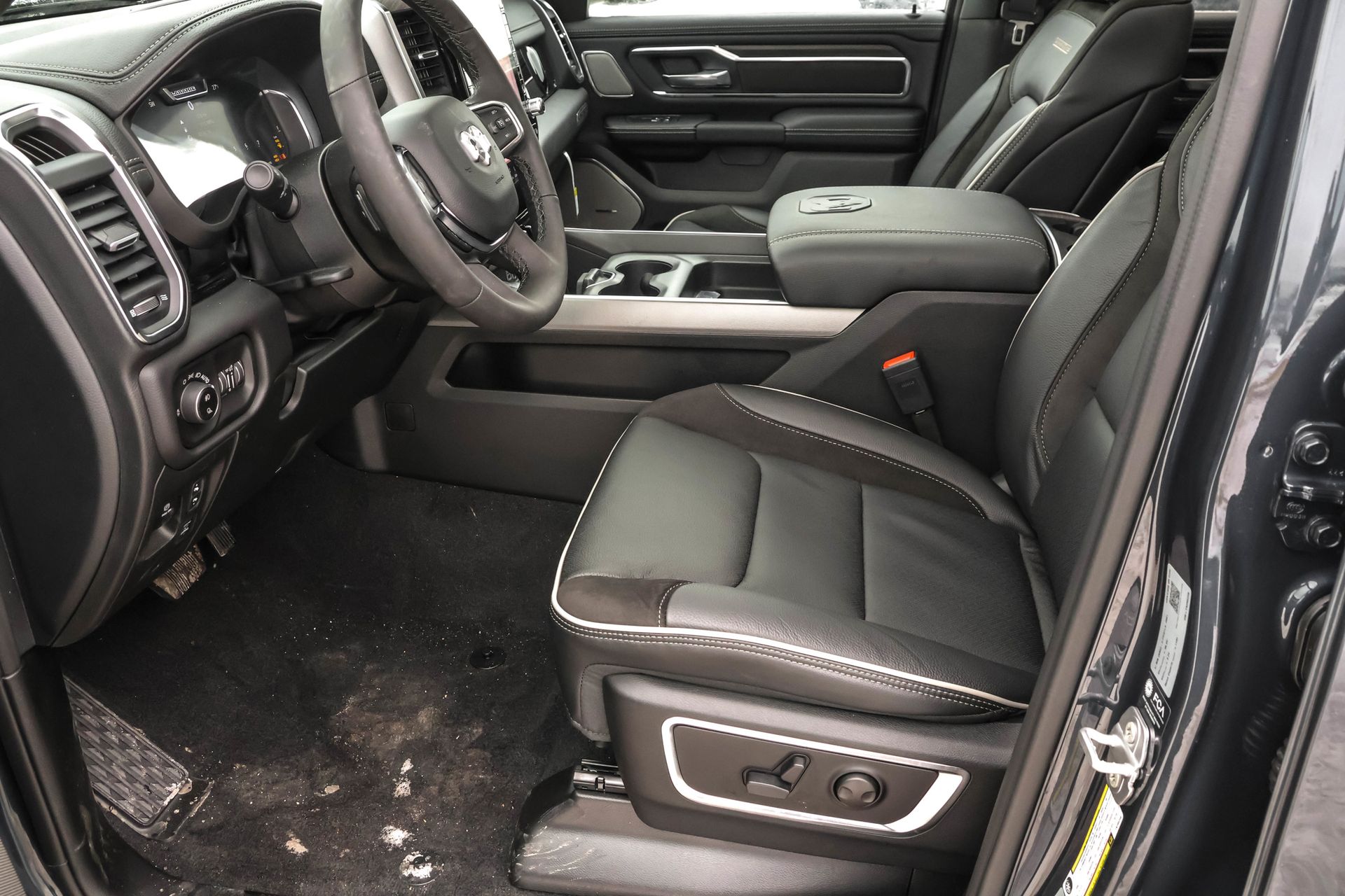 2026 RAM 1500 - Image 4