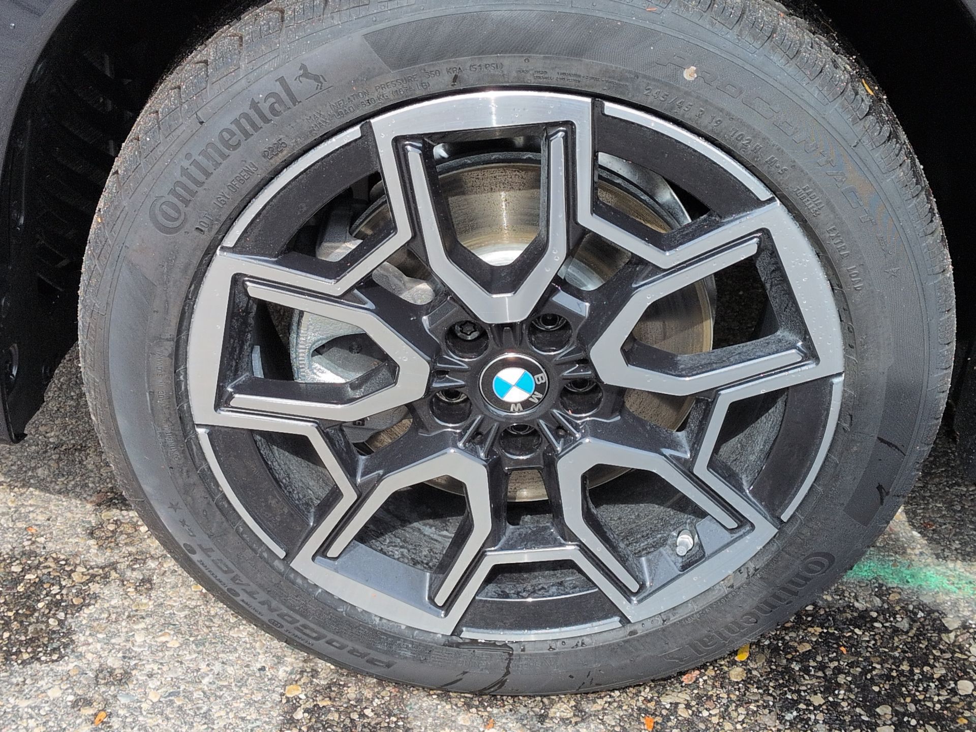 new 2026 BMW X1 car, priced at $51,280