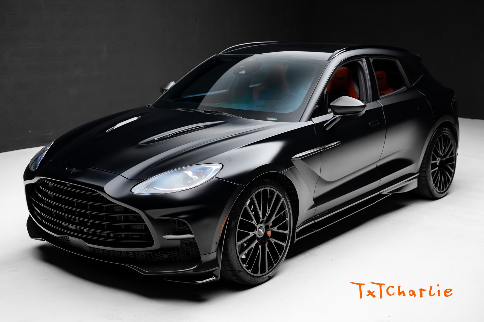 2023 Aston Martin DBX SUV / Crossover All-Wheel Drive 9-Speed Automatic