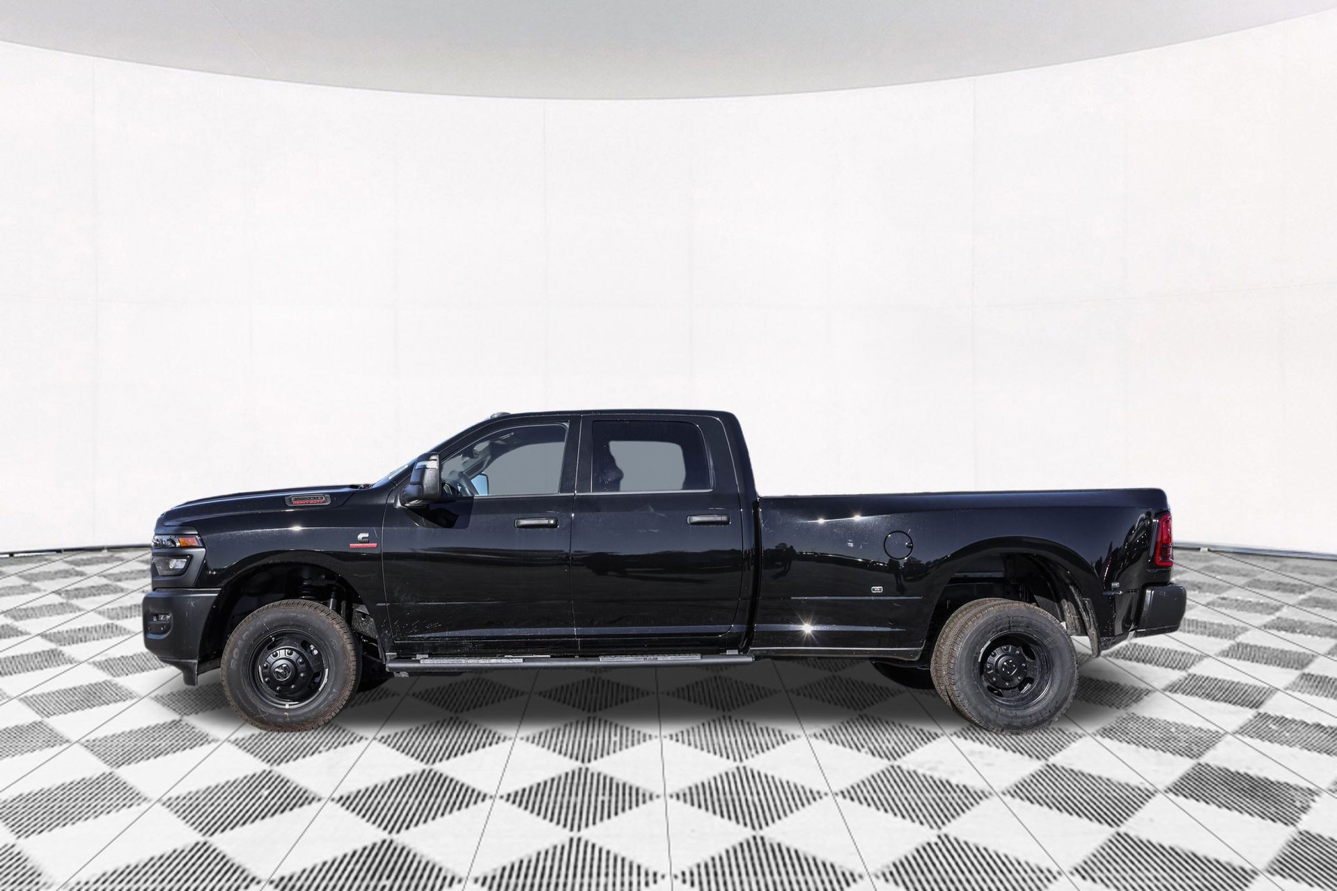 2026 RAM 3500 - Image 5