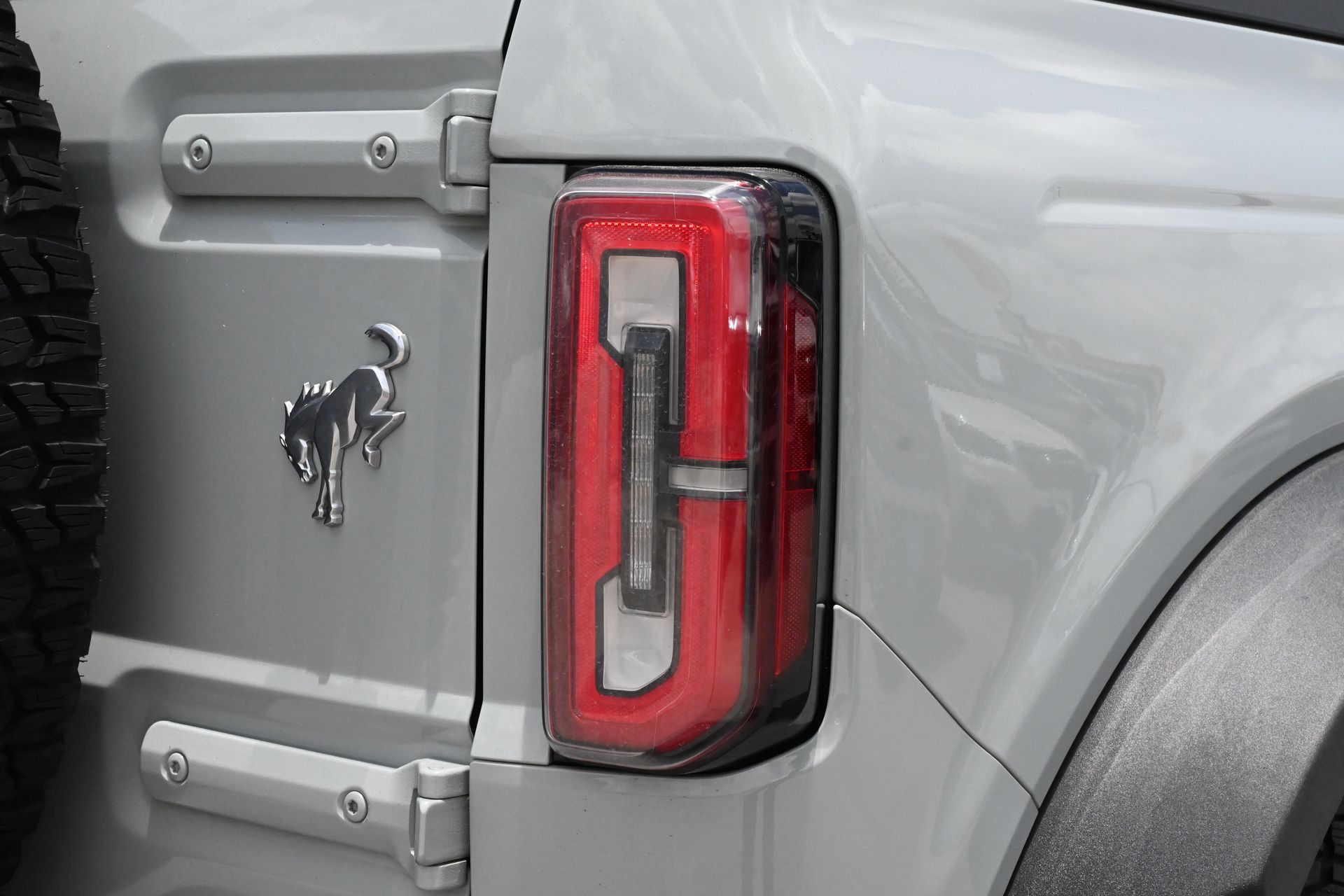 2023 Ford Bronco Badlands Gray at Shottenkirk Kia Fort Bend