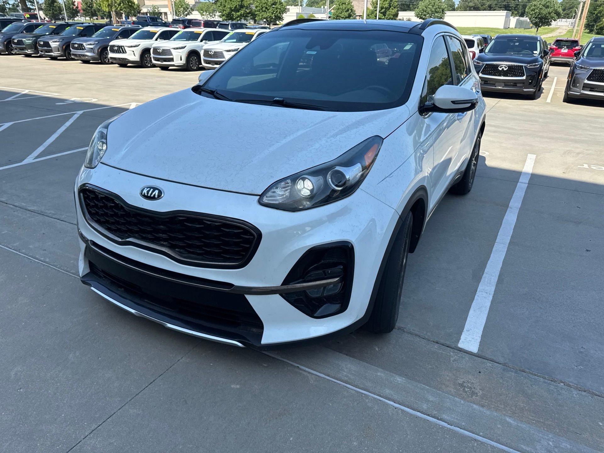 Snow White Pearl 2020 Kia Sportage SUV / Crossover Front-Wheel Drive 6-Speed Automatic Overdrive