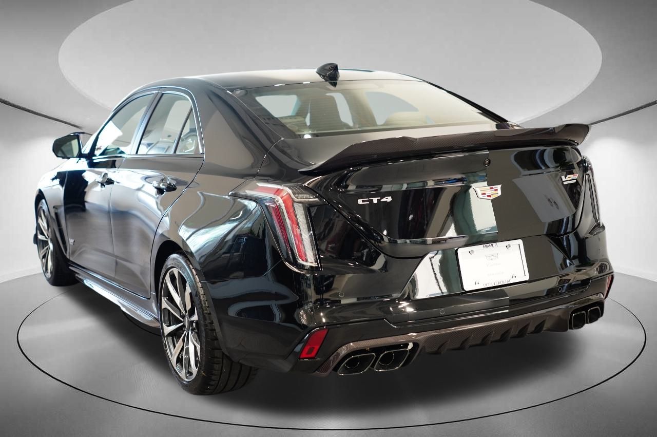 2025 Cadillac CT4 V-Series 2