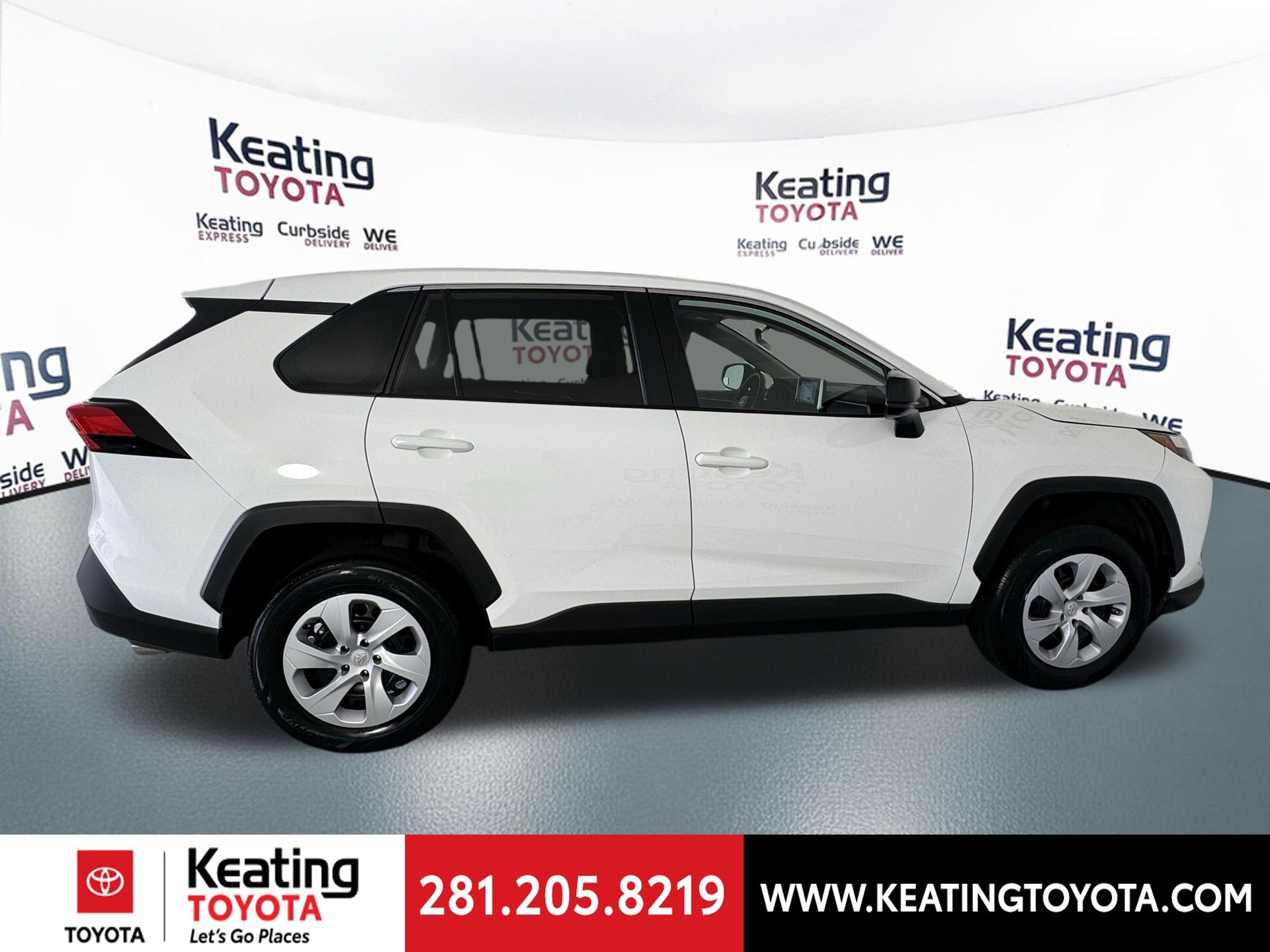 View vehicle photo 4