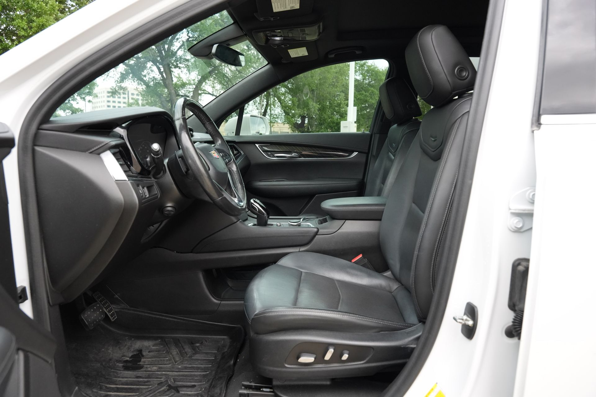 2020 Cadillac XT6 Premium Luxury White at DeMontrond Gulf Freeway