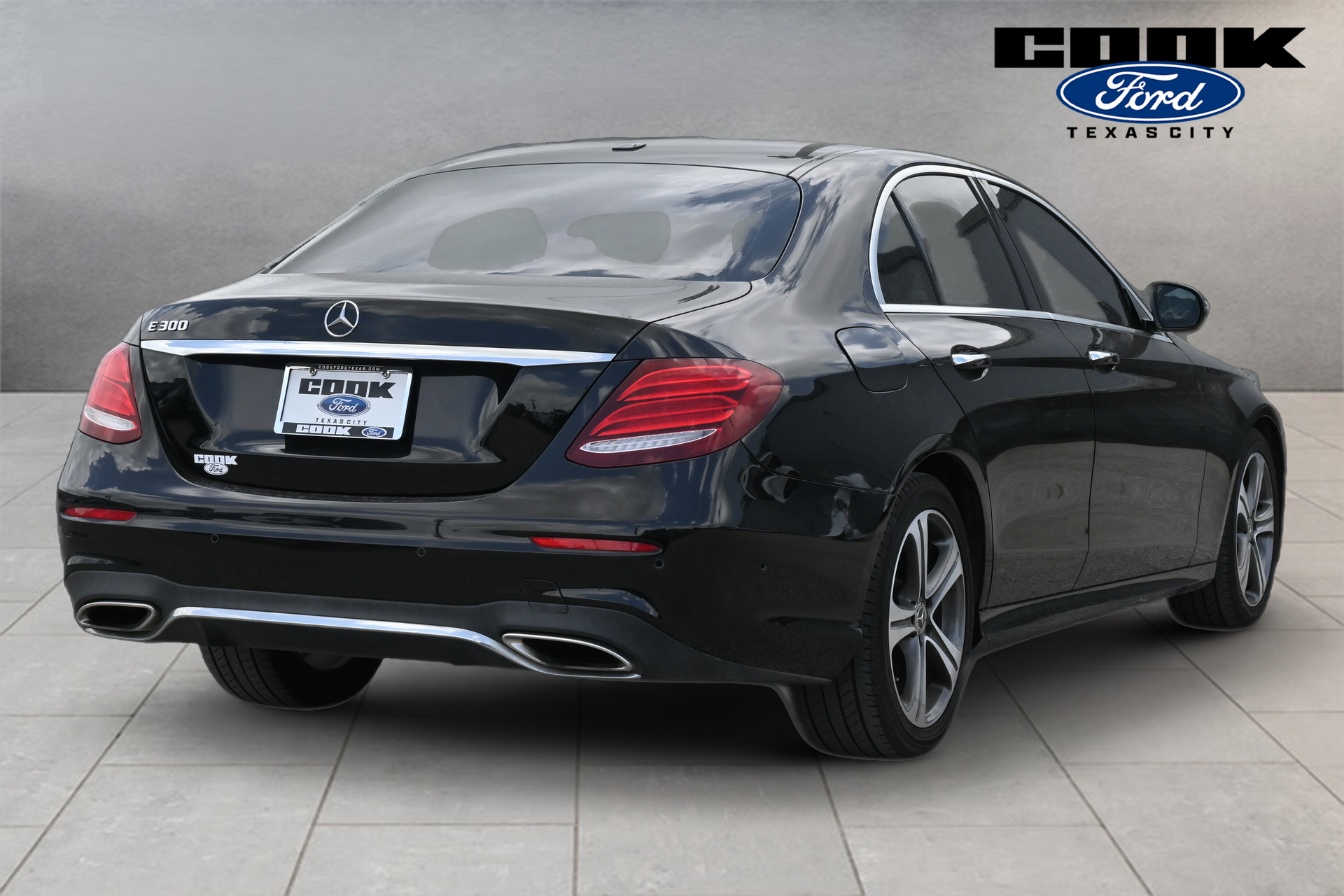 2017 Mercedes-Benz E-Class E 300 - 2