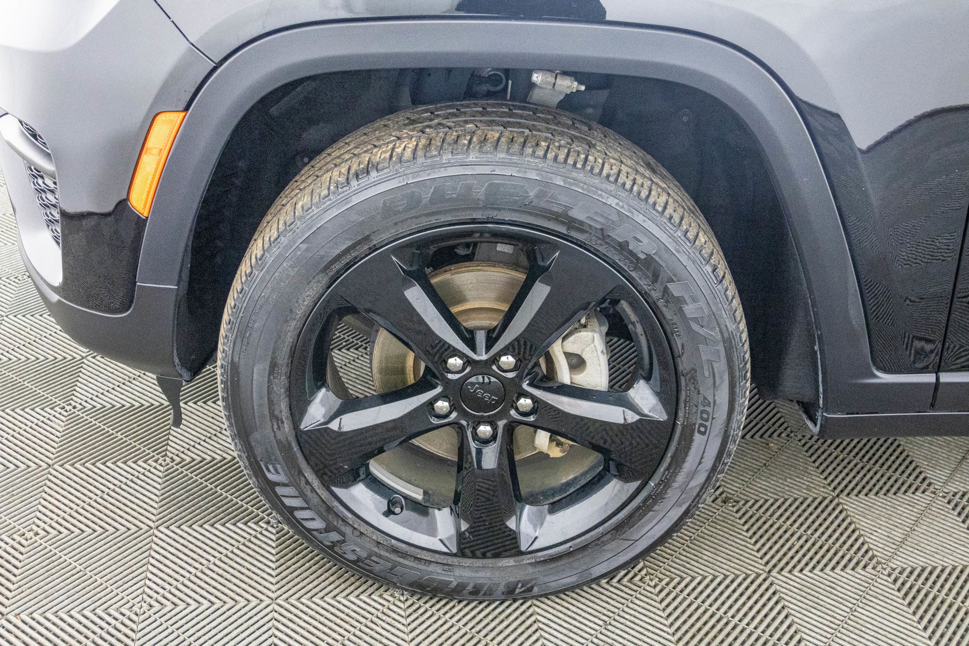 2023 JEEP GRAND CHEROKEE - Image 49