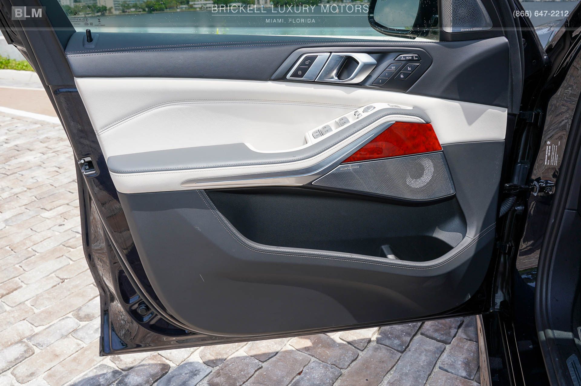 2024 BMW X7 ALPINA XB7 - Photo 15