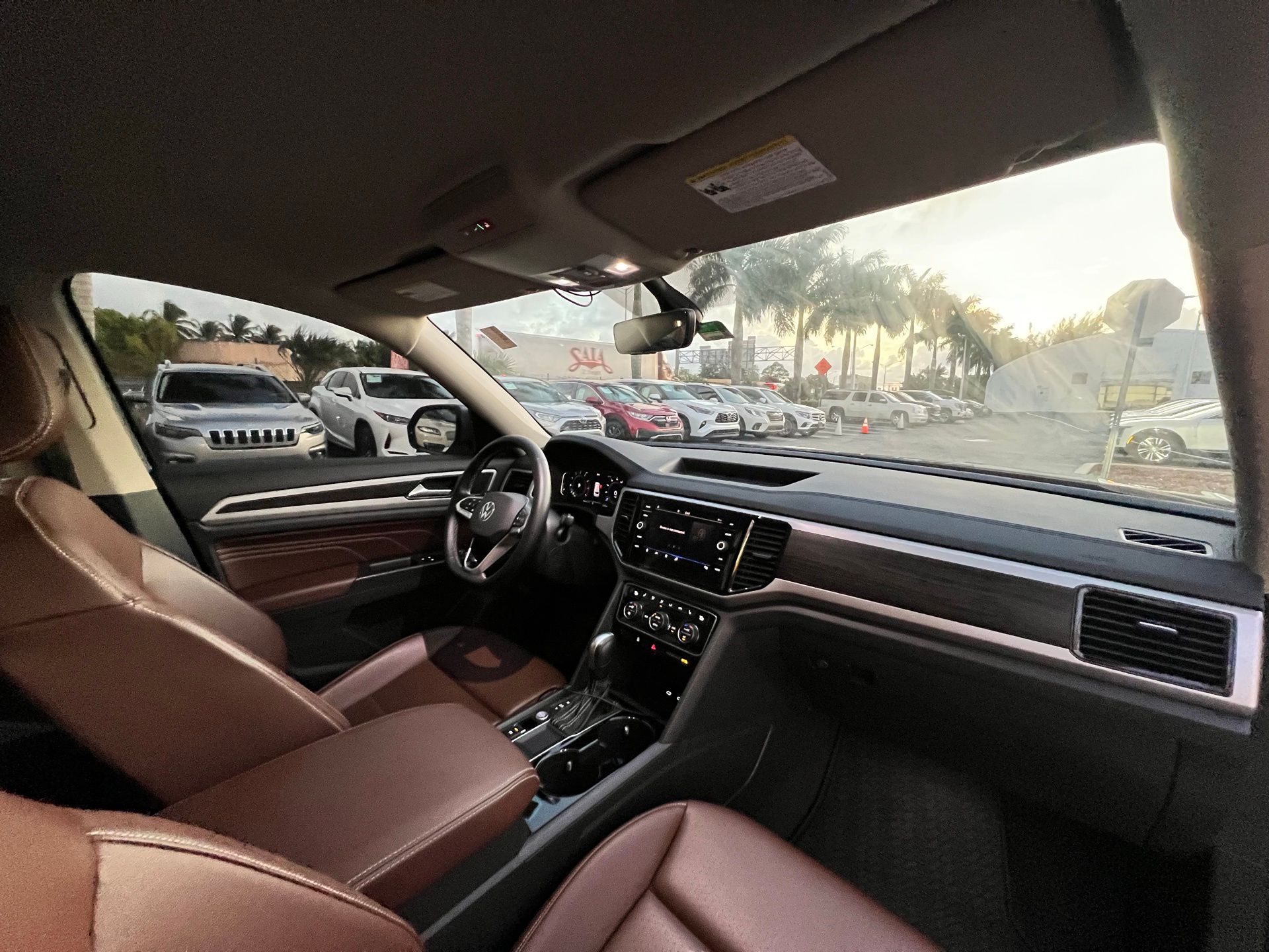 2022 Volkswagen Atlas 3.6L V6 SE w/Technology 15