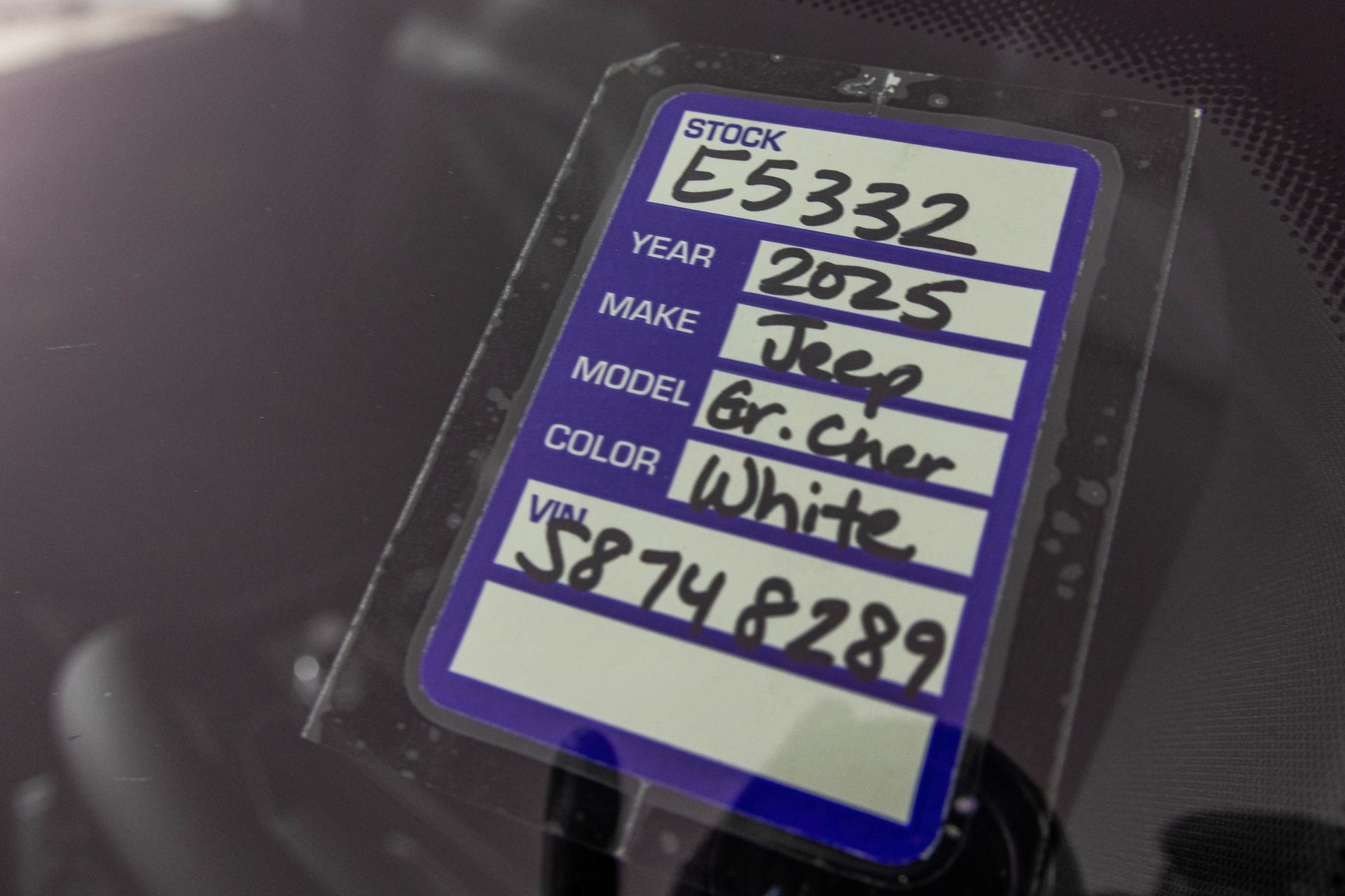 2025 JEEP GRAND CHEROKEE - Image 40