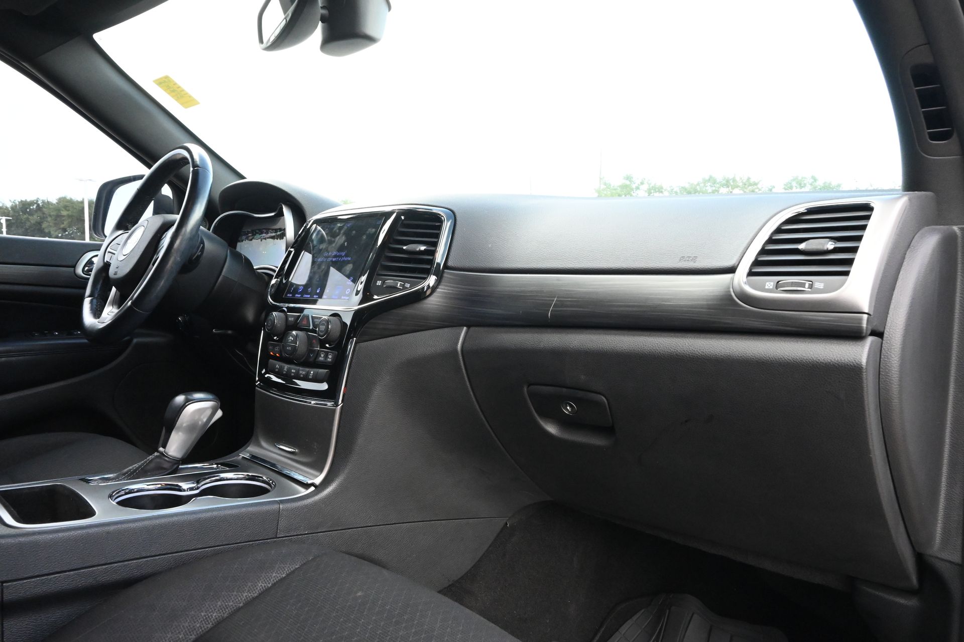2020 Jeep Grand Cherokee Laredo E White at Westside Lexus