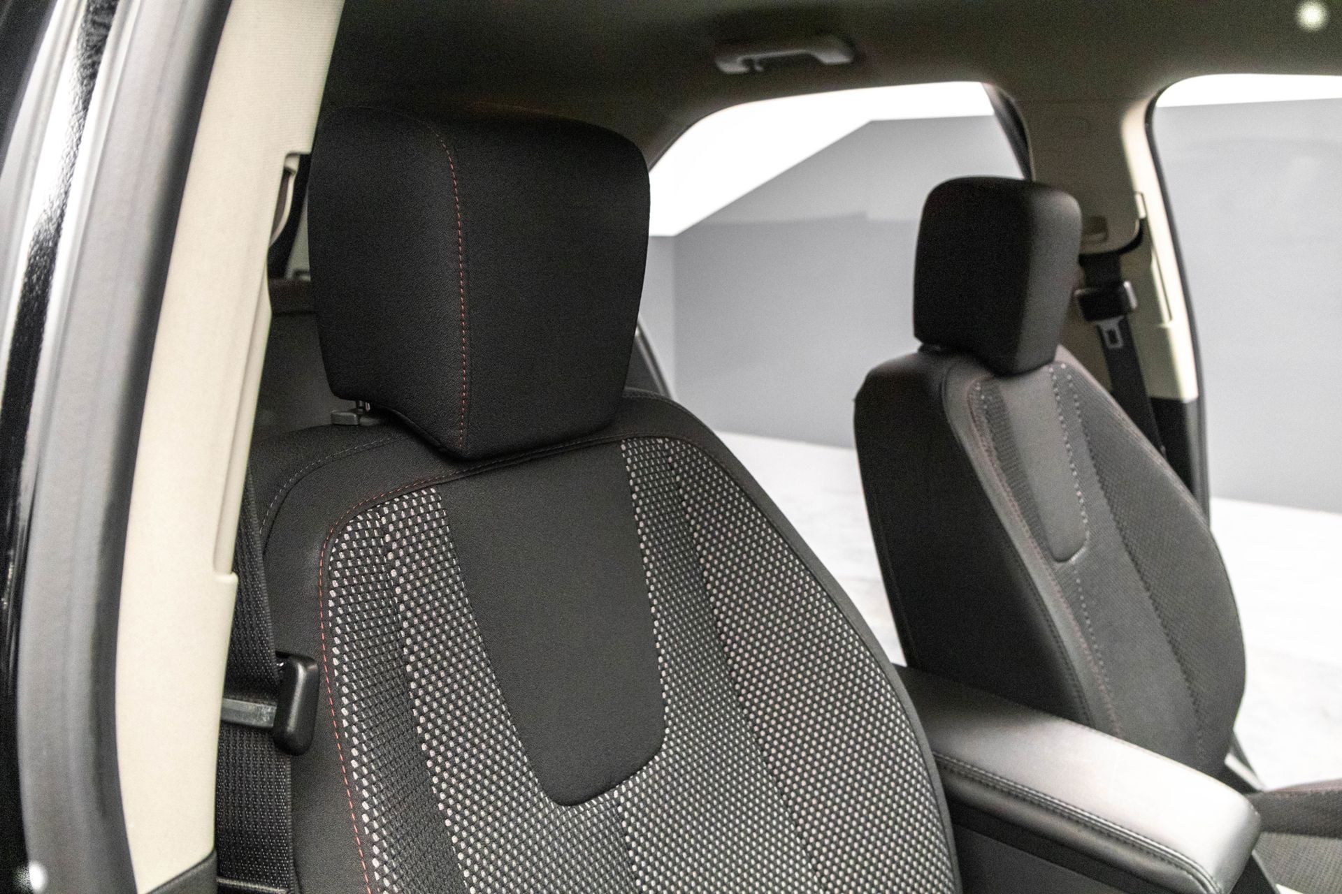 2017 CHEVROLET EQUINOX - Image 36