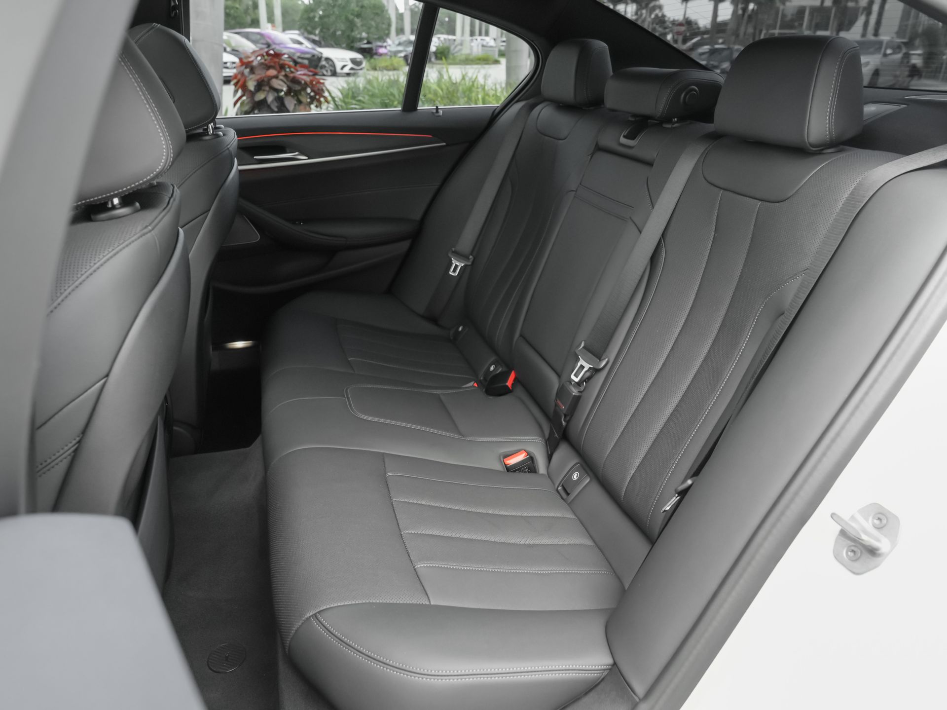 2023 BMW 5 Series 540i - Photo 34