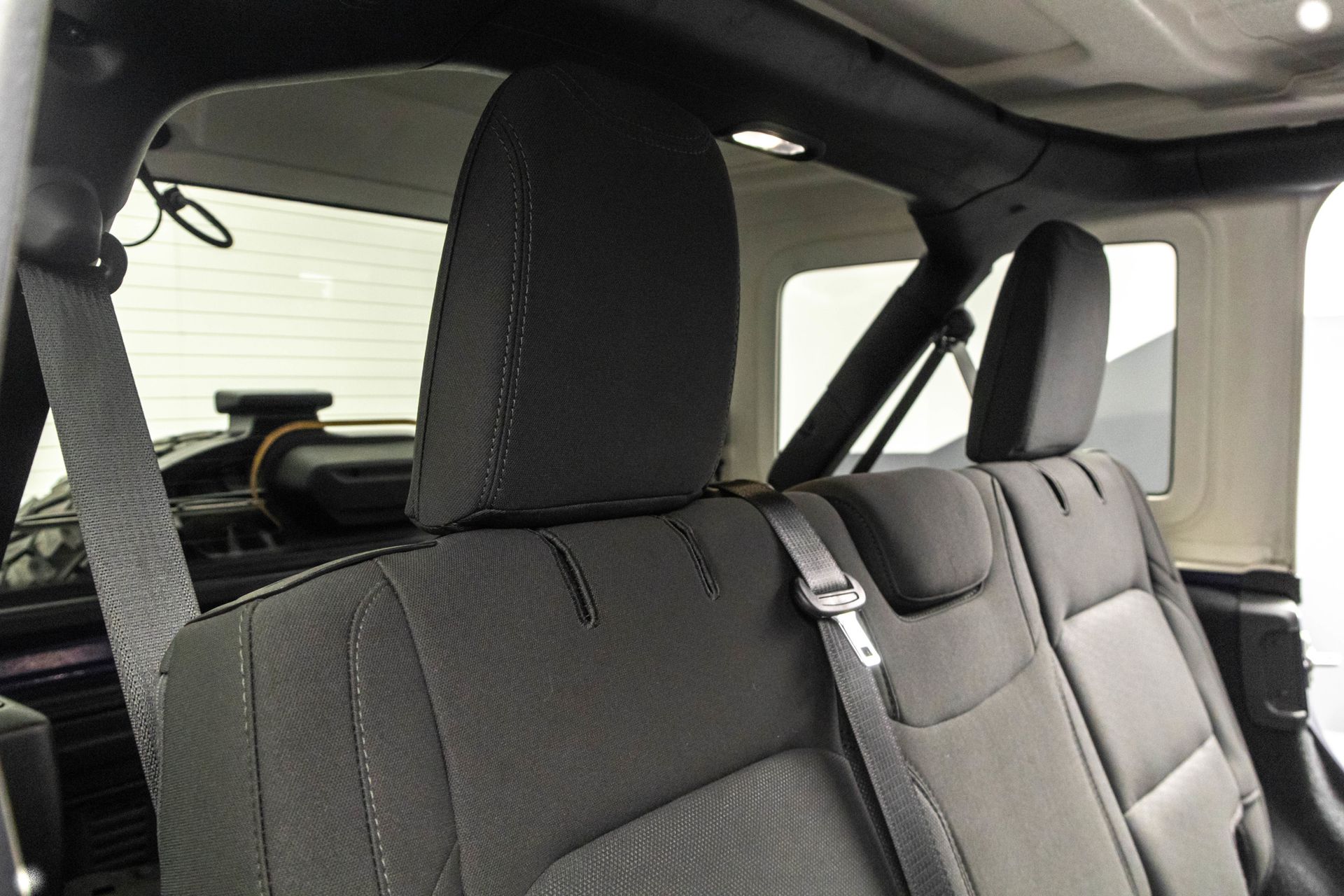 2023 JEEP WRANGLER - Image 36