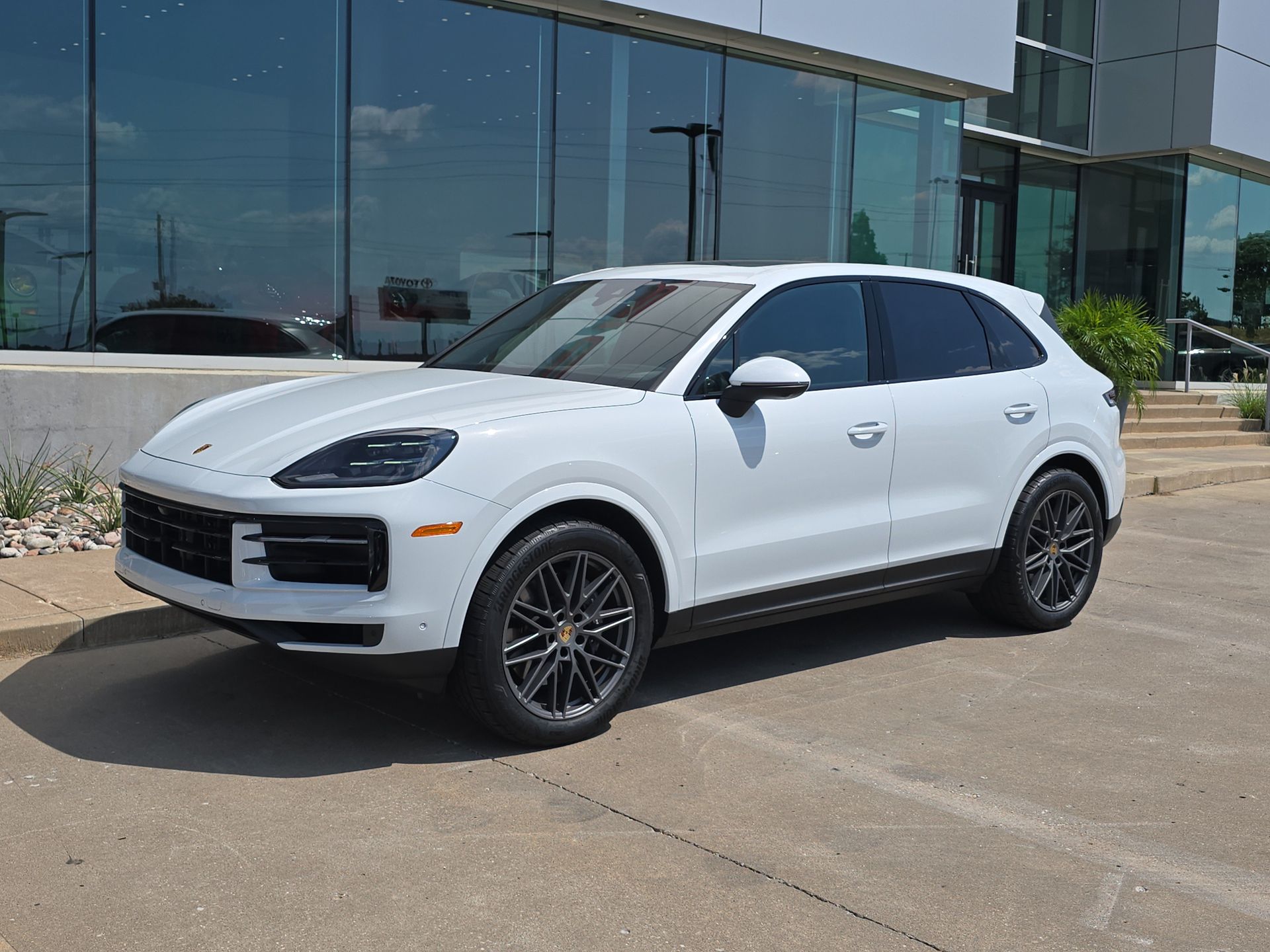 2024 Porsche Cayenne AWD