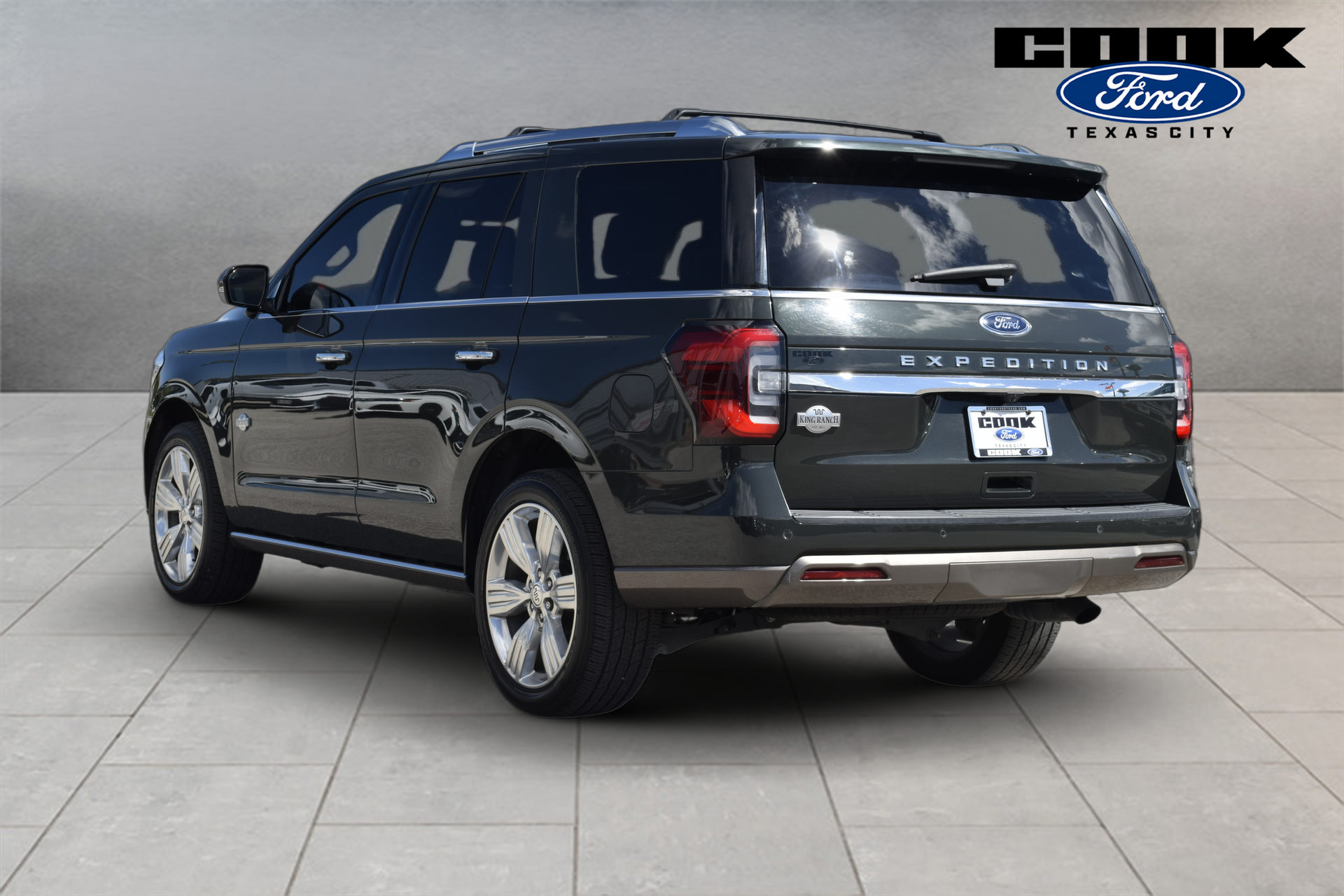 2023 Ford Expedition King Ranch Green at AutoSavvy Houston Southwest