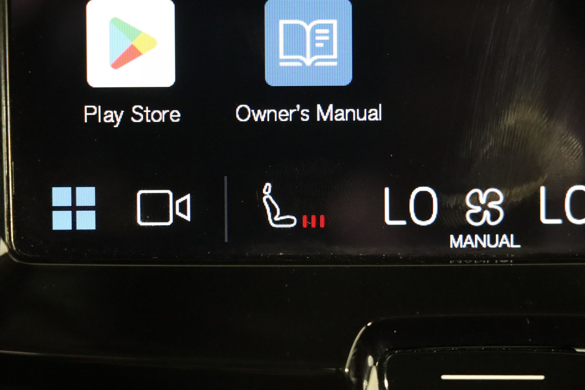 2024 VOLVO XC60 - Image 8