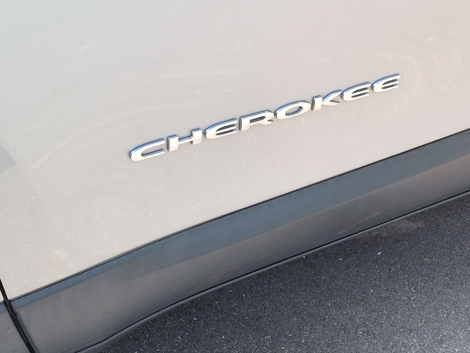 used 2016 Jeep Cherokee car, priced at $9,270