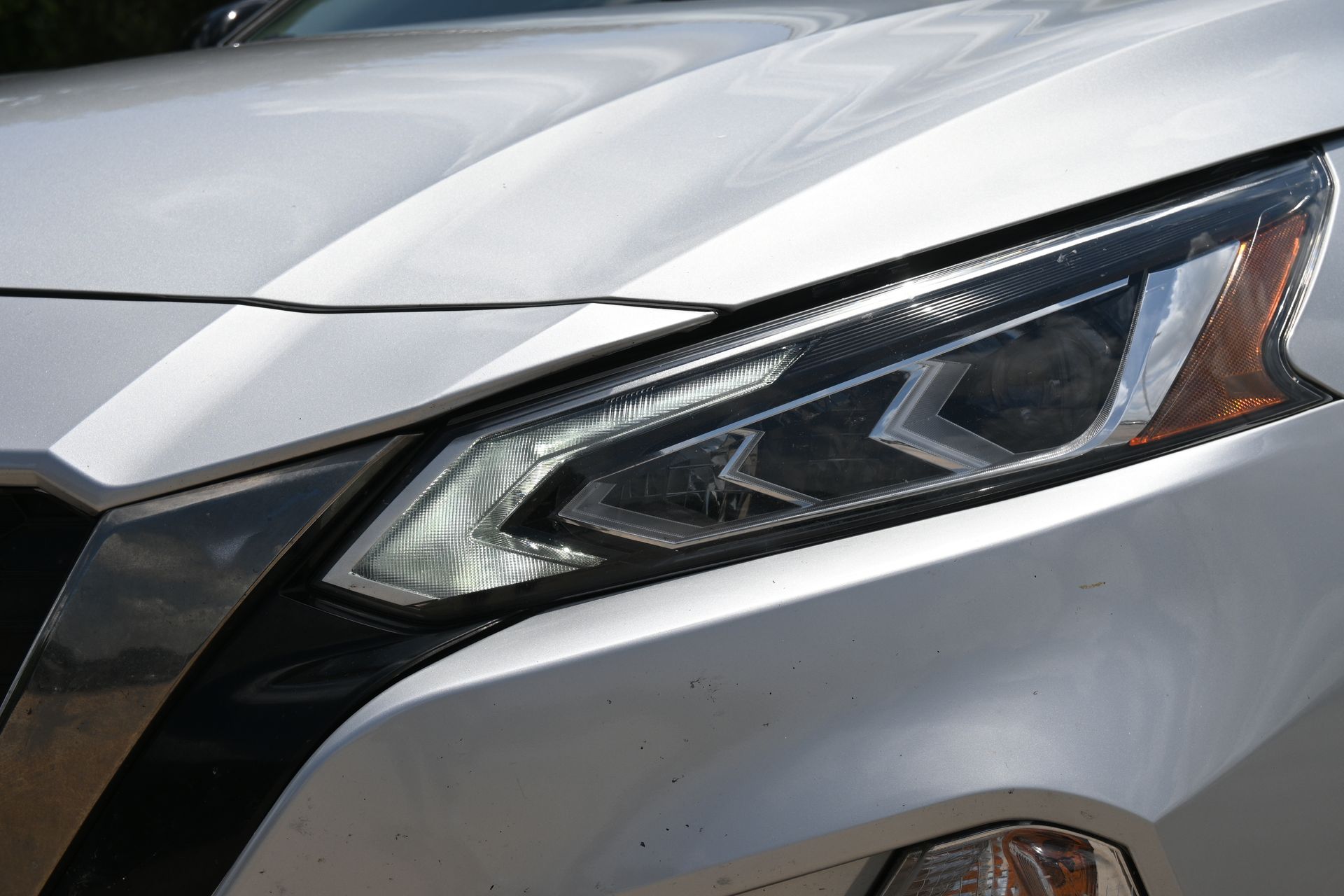 2019 Nissan Altima 2.5 SR Silver at Texan Dodge Chrysler Jeep Ram