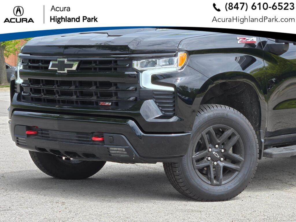 Used 2024 Chevrolet Silverado 1500 LT Trail Boss with VIN 3GCUDFE88RG132505 for sale in Highland Park, IL