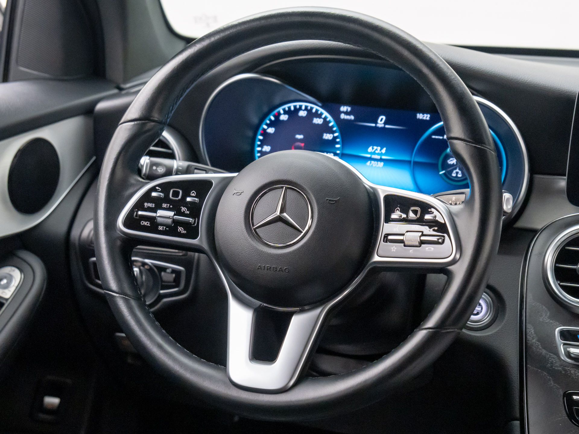 2022 Mercedes-Benz GLC GLC 300 photo