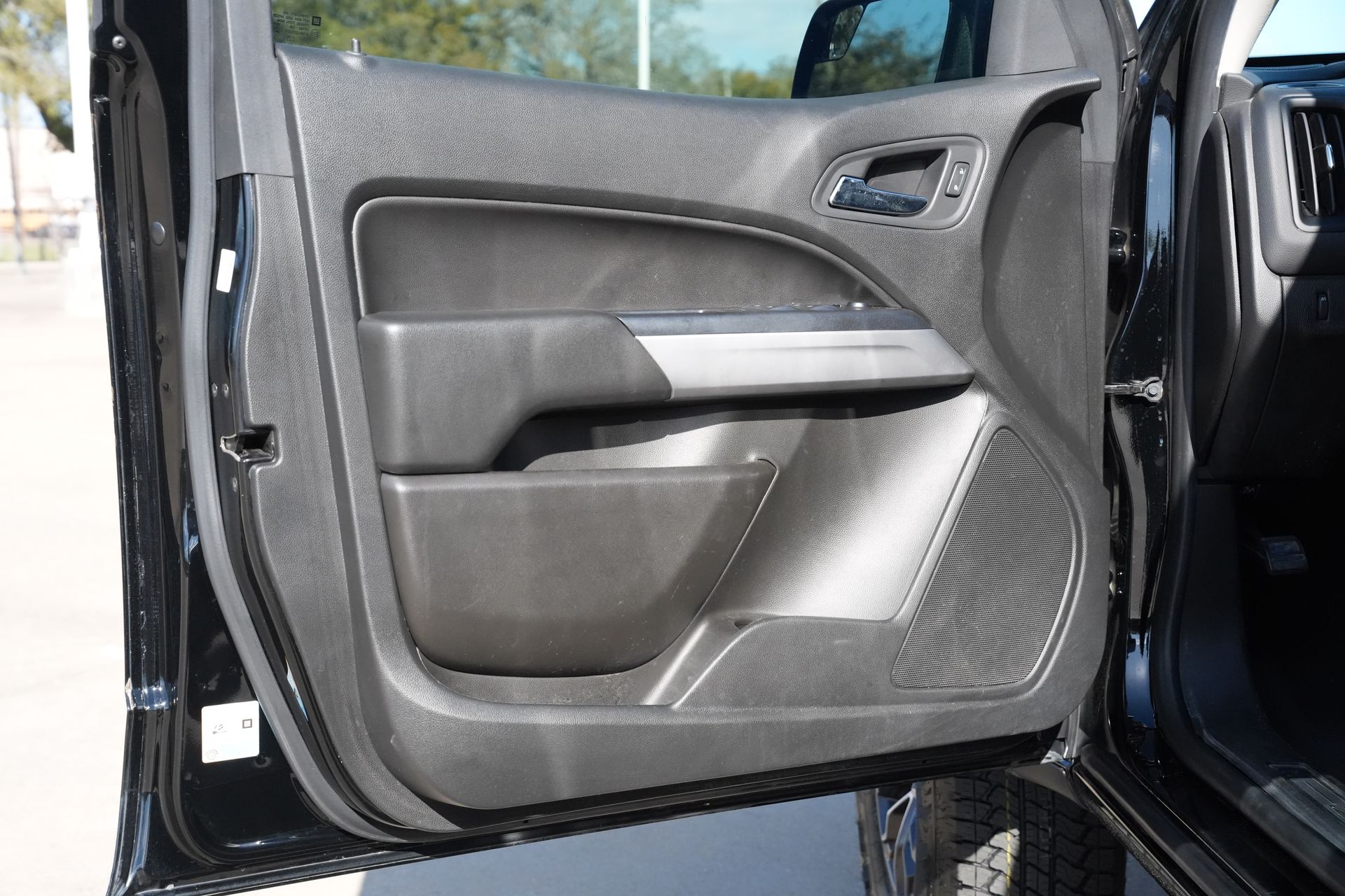 2019 Chevrolet Colorado ZR2 Black at EAG Ford Navasota