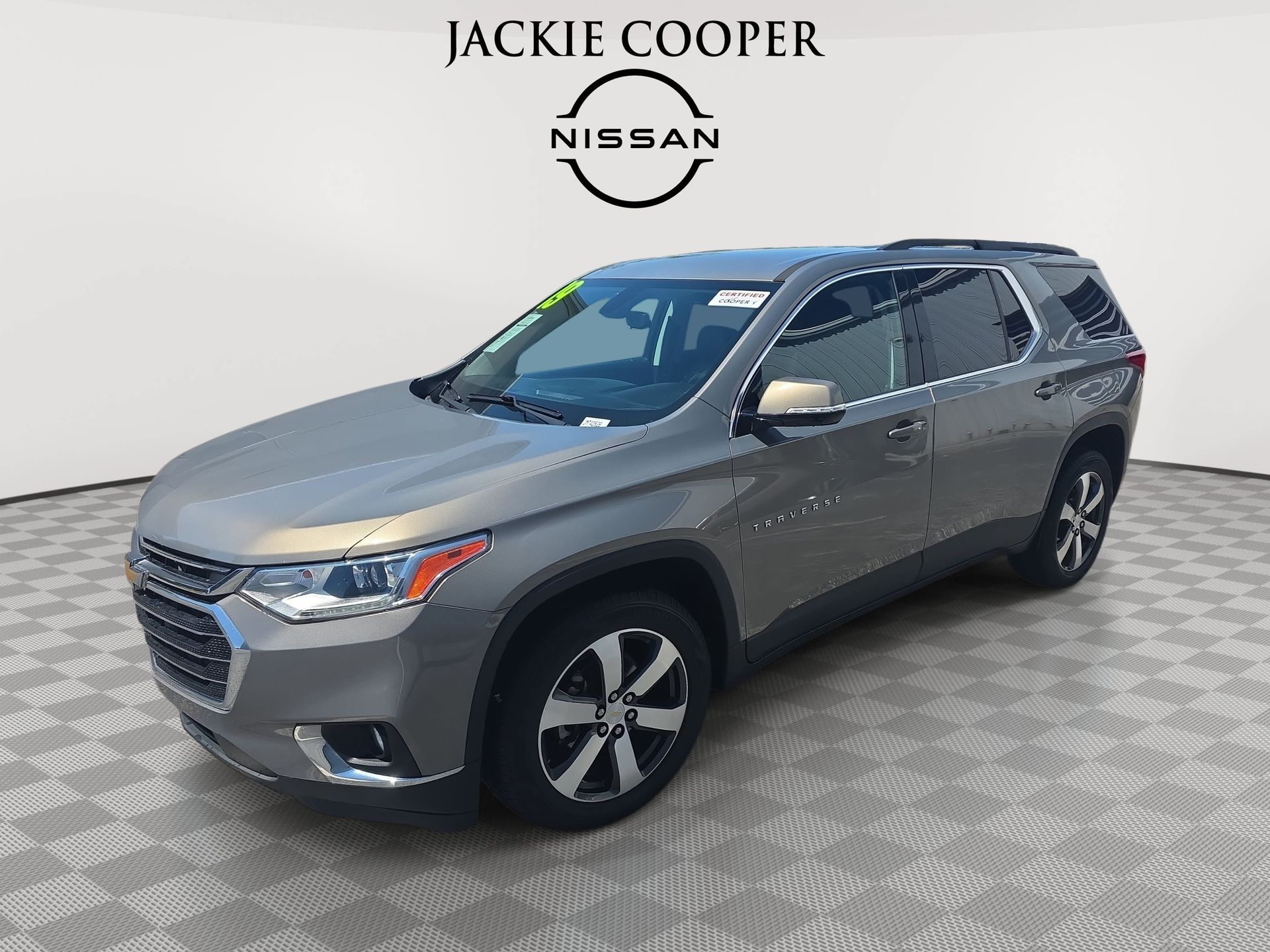 Pepperdust Metallic 2019 Chevrolet Traverse SUV / Crossover Front-Wheel Drive 9-Speed Automatic